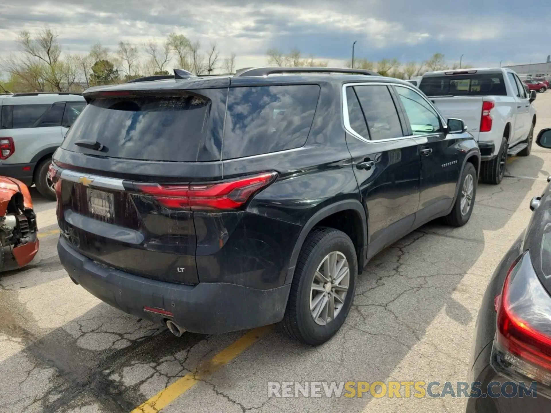 17 fotografías del automóvil dañado 1GNEVGKW0NJ185337 CHEVROLET TRAVERSE 2022