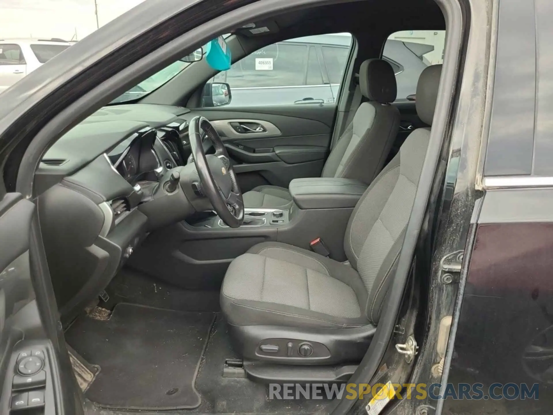 8 fotografías del automóvil dañado 1GNEVGKW0NJ185337 CHEVROLET TRAVERSE 2022