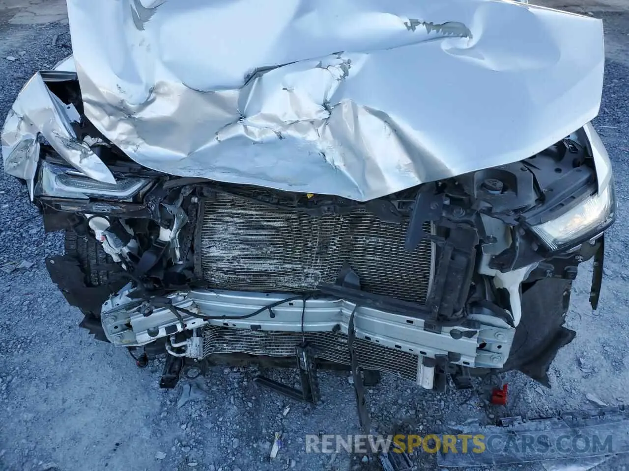 11 fotografías del automóvil dañado 1GNEVGKW3NJ110423 CHEVROLET TRAVERSE 2022