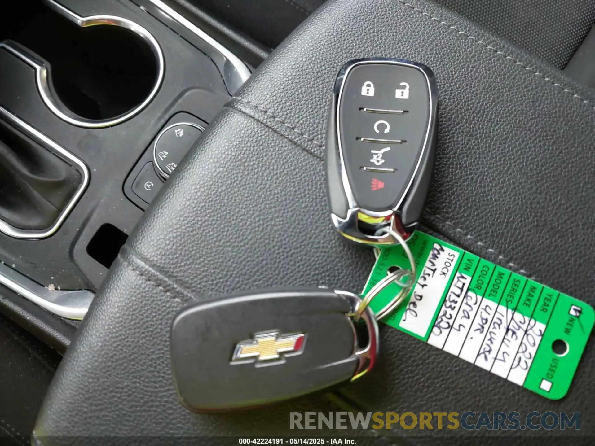 11 fotografías del automóvil dañado 1GNEVGKW5NJ133220 CHEVROLET TRAVERSE 2022