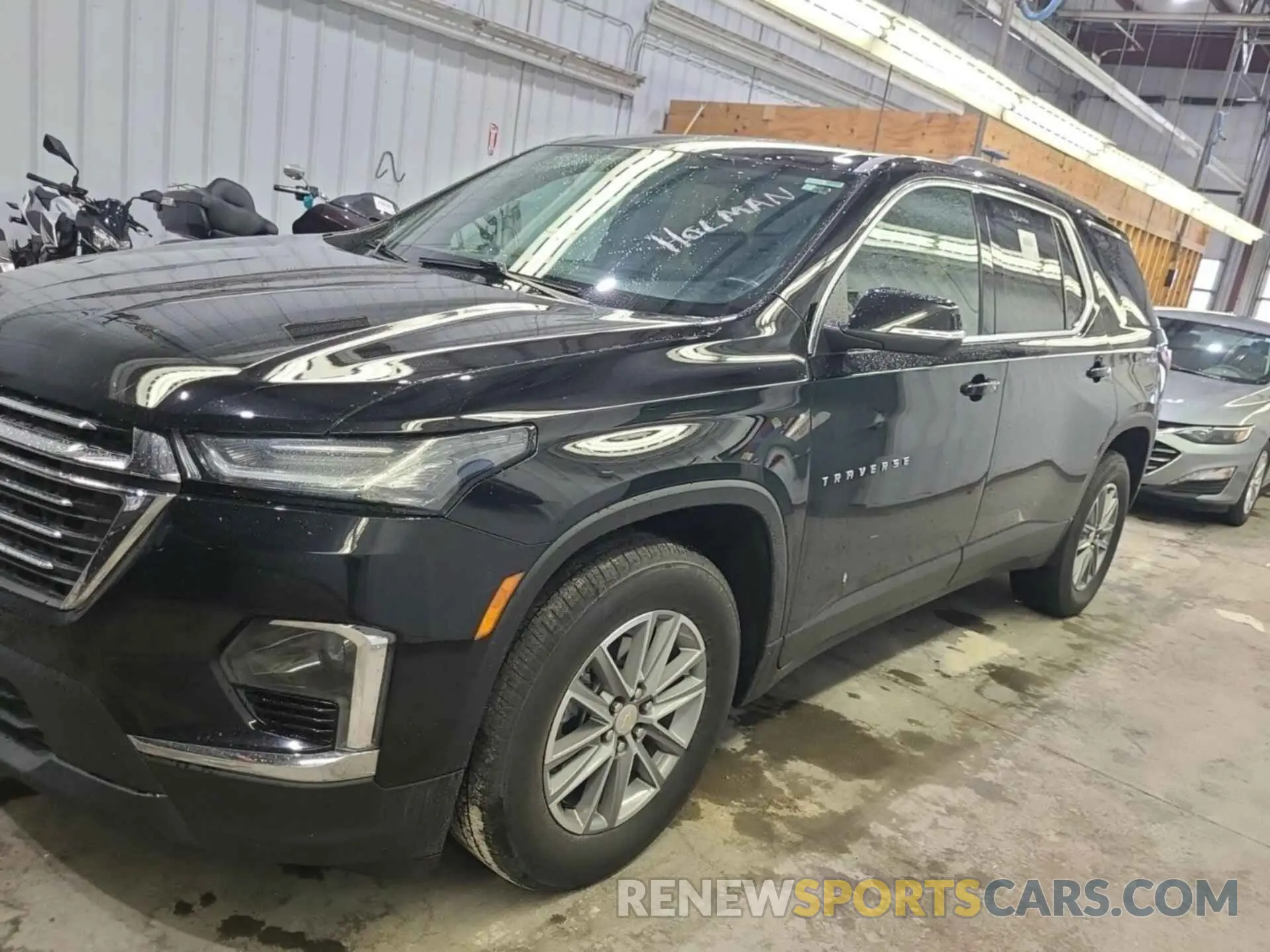 21 fotografías del automóvil dañado 1GNEVGKW6NJ157686 CHEVROLET TRAVERSE 2022