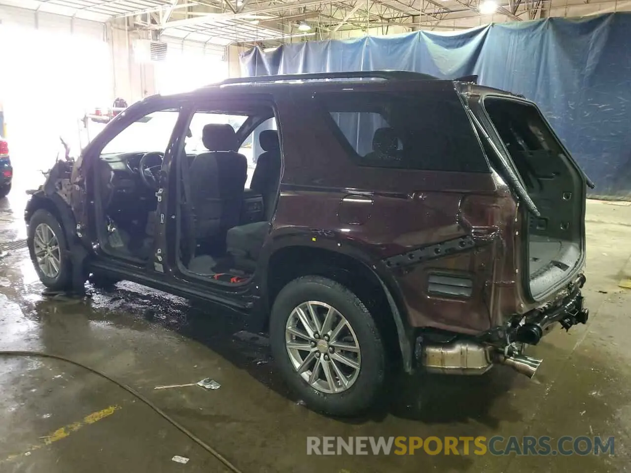 2 fotografías del automóvil dañado 1GNEVGKW7NJ139567 CHEVROLET TRAVERSE 2022