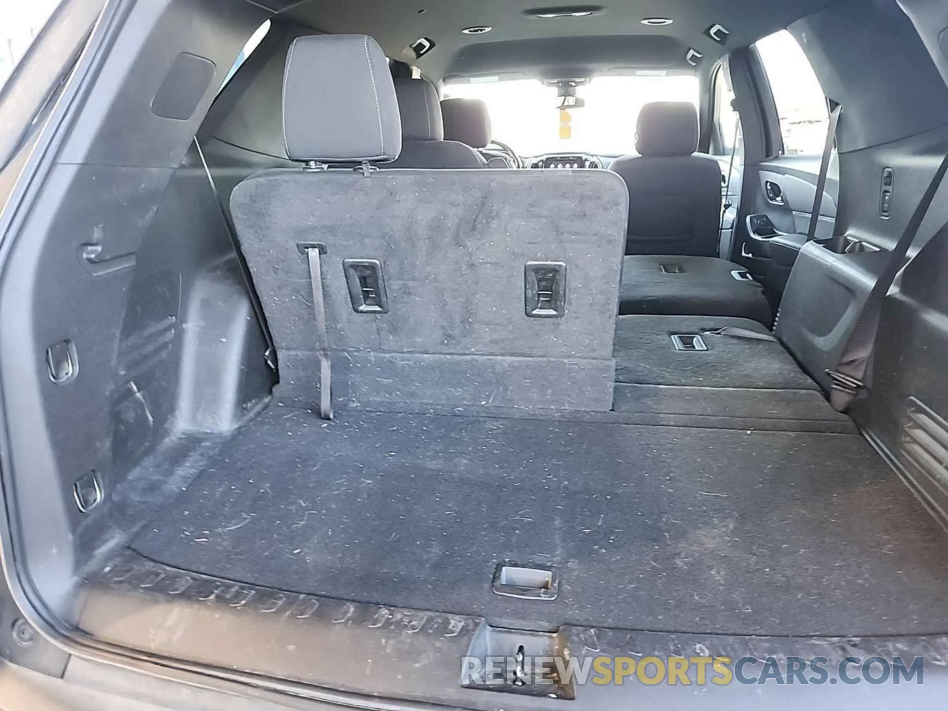 11 fotografías del automóvil dañado 1GNEVGKW7NJ151685 CHEVROLET TRAVERSE 2022