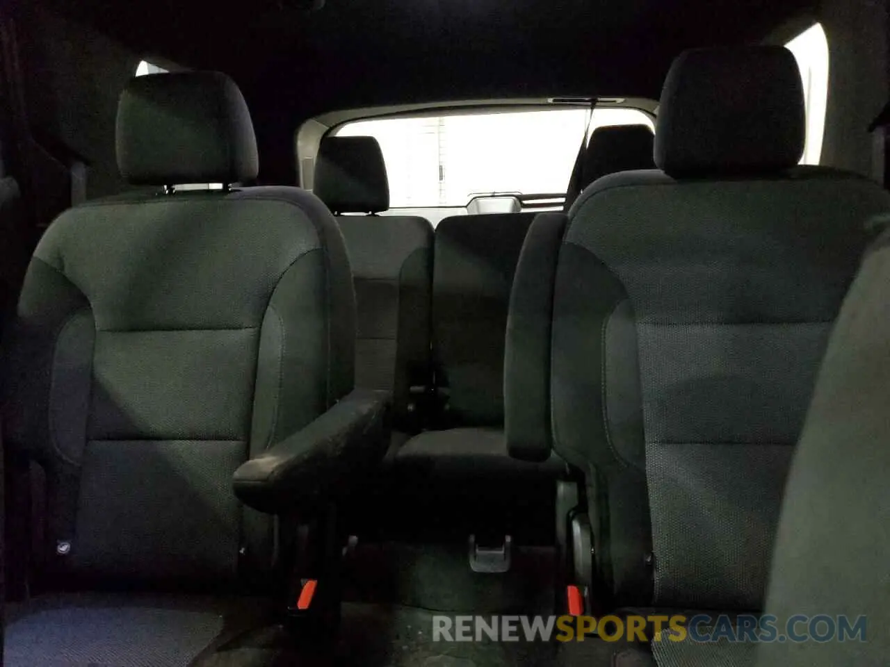 10 fotografías del automóvil dañado 1GNEVGKW8NJ165918 CHEVROLET TRAVERSE 2022