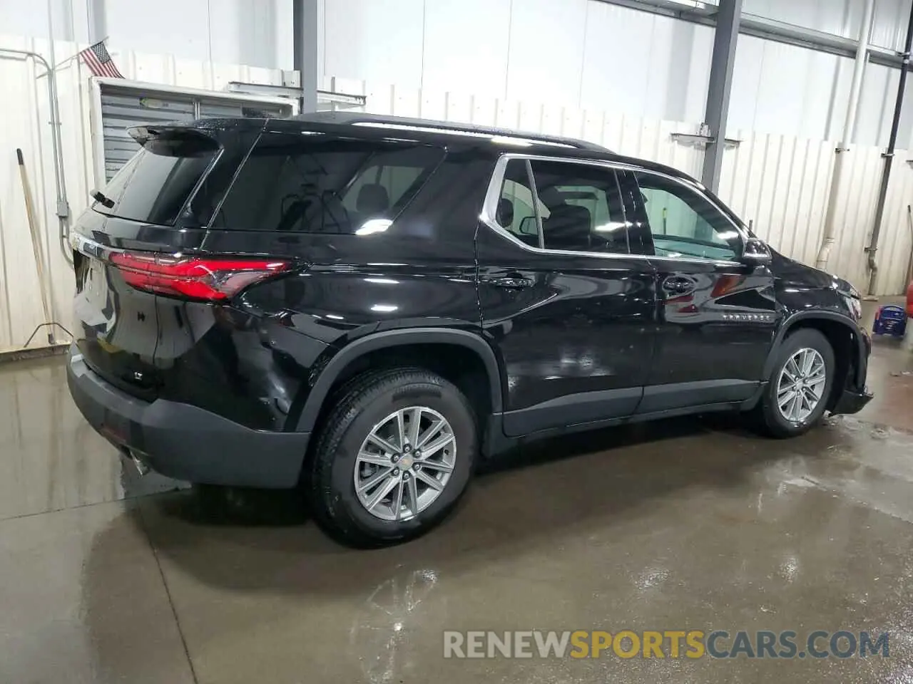 3 fotografías del automóvil dañado 1GNEVGKW8NJ165918 CHEVROLET TRAVERSE 2022