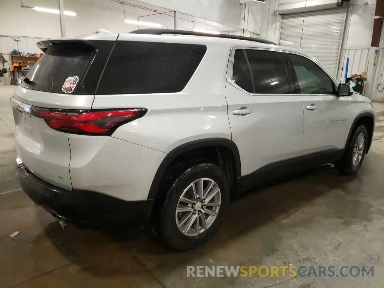 3 fotografías del automóvil dañado 1GNEVGKW9NJ125282 CHEVROLET TRAVERSE 2022