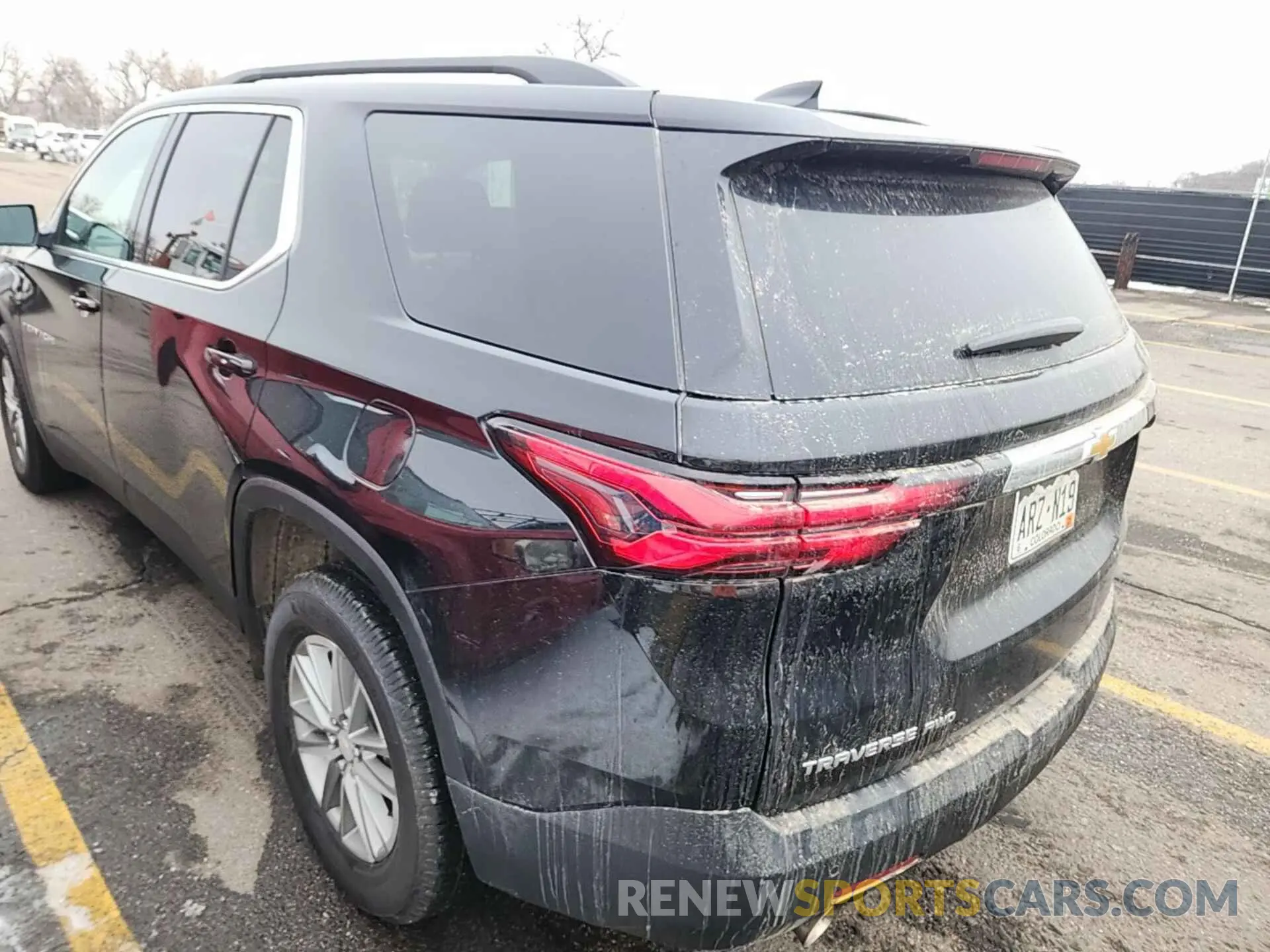1 fotografías del automóvil dañado 1GNEVGKWXNJ151244 CHEVROLET TRAVERSE 2022