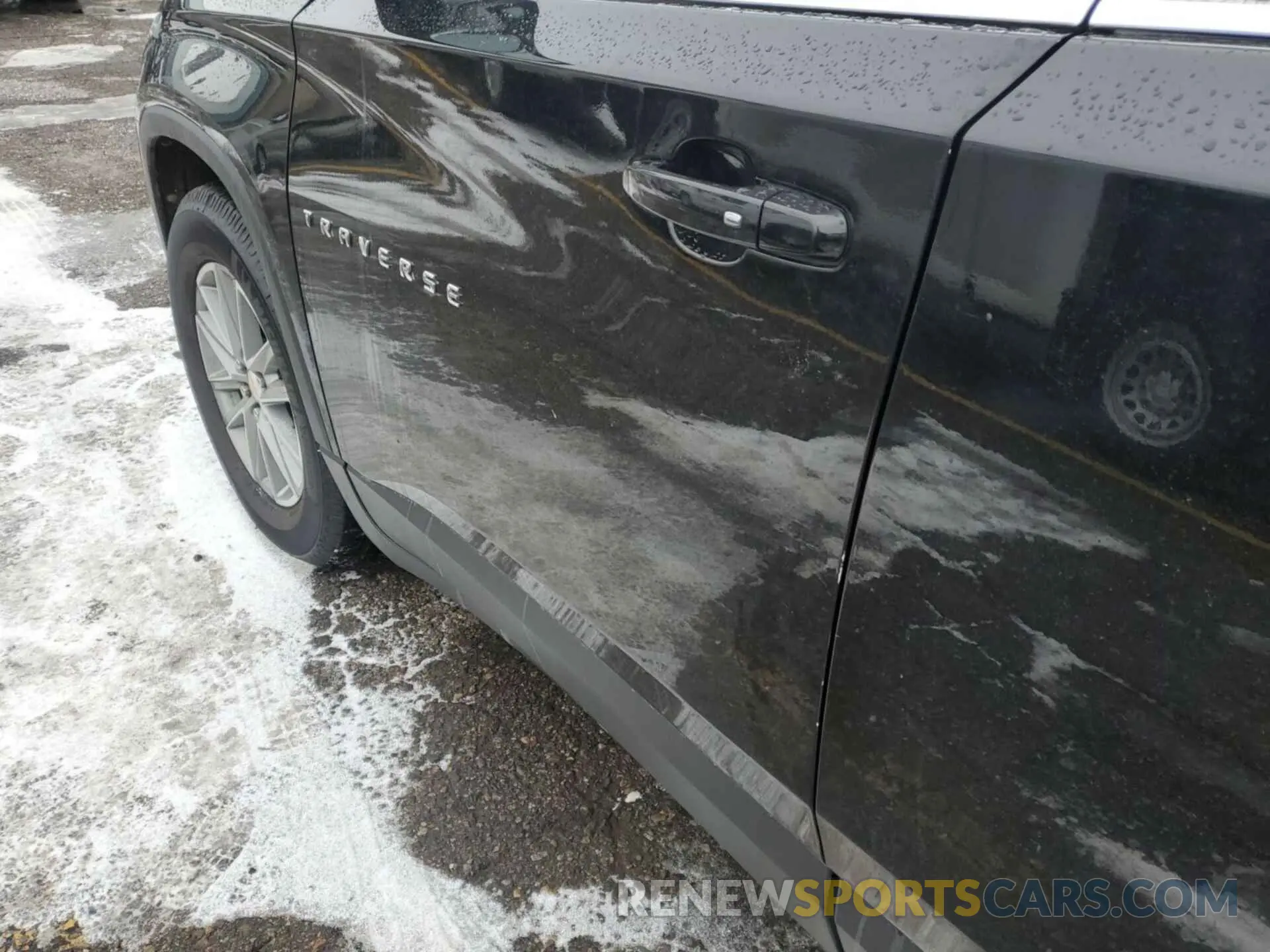15 fotografías del automóvil dañado 1GNEVGKWXNJ151244 CHEVROLET TRAVERSE 2022