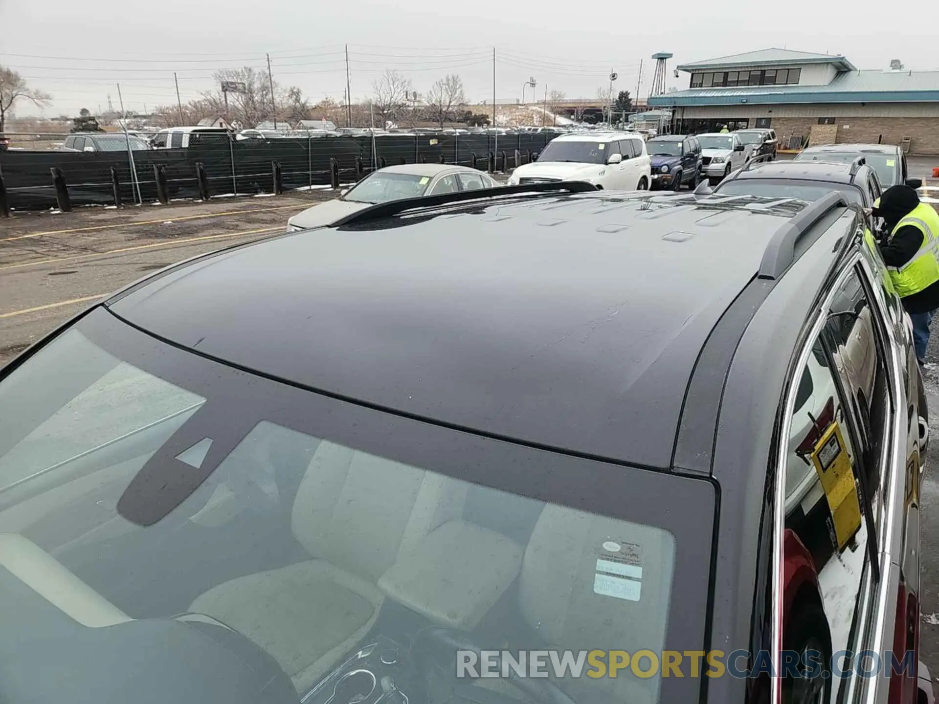 8 fotografías del automóvil dañado 1GNEVGKWXNJ151244 CHEVROLET TRAVERSE 2022