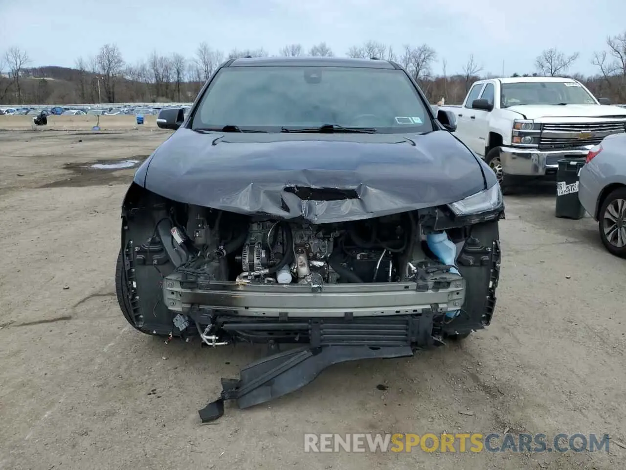 5 fotografías del automóvil dañado 1GNEVHKW0NJ153624 CHEVROLET TRAVERSE 2022