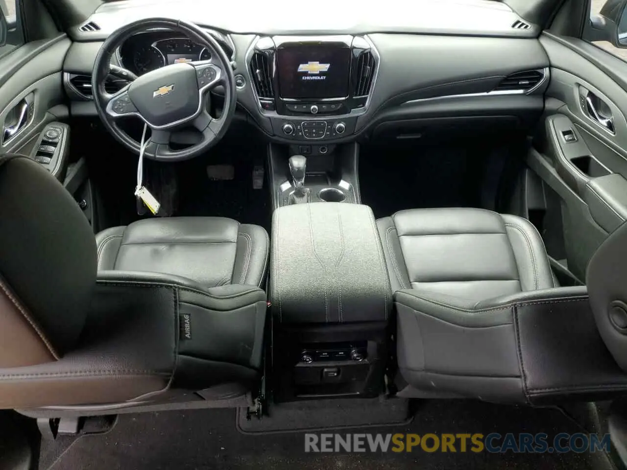 8 fotografías del automóvil dañado 1GNEVHKW0NJ153624 CHEVROLET TRAVERSE 2022