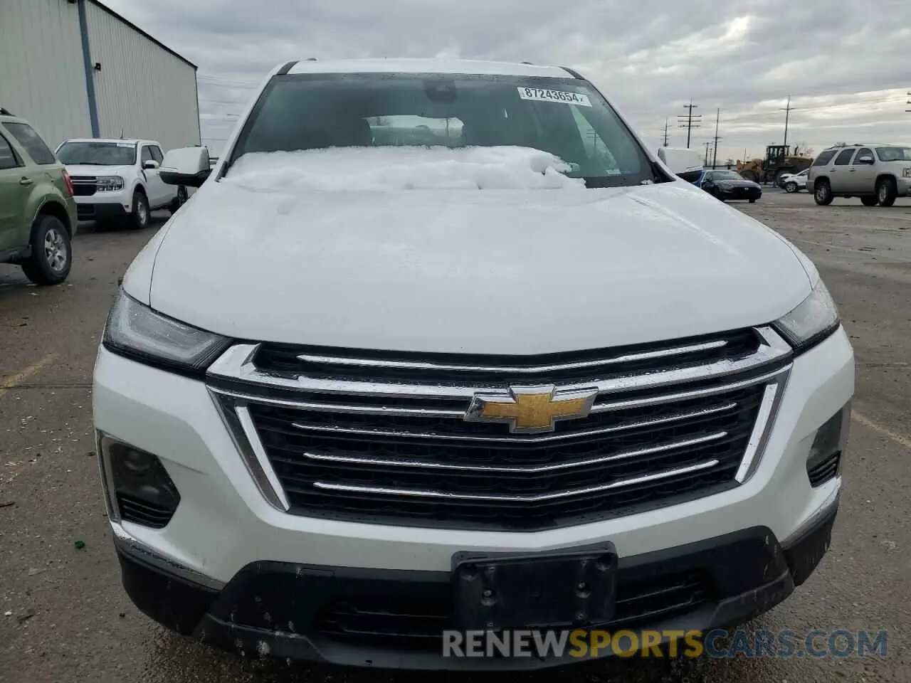 5 fotografías del automóvil dañado 1GNEVHKWXNJ126219 CHEVROLET TRAVERSE 2022
