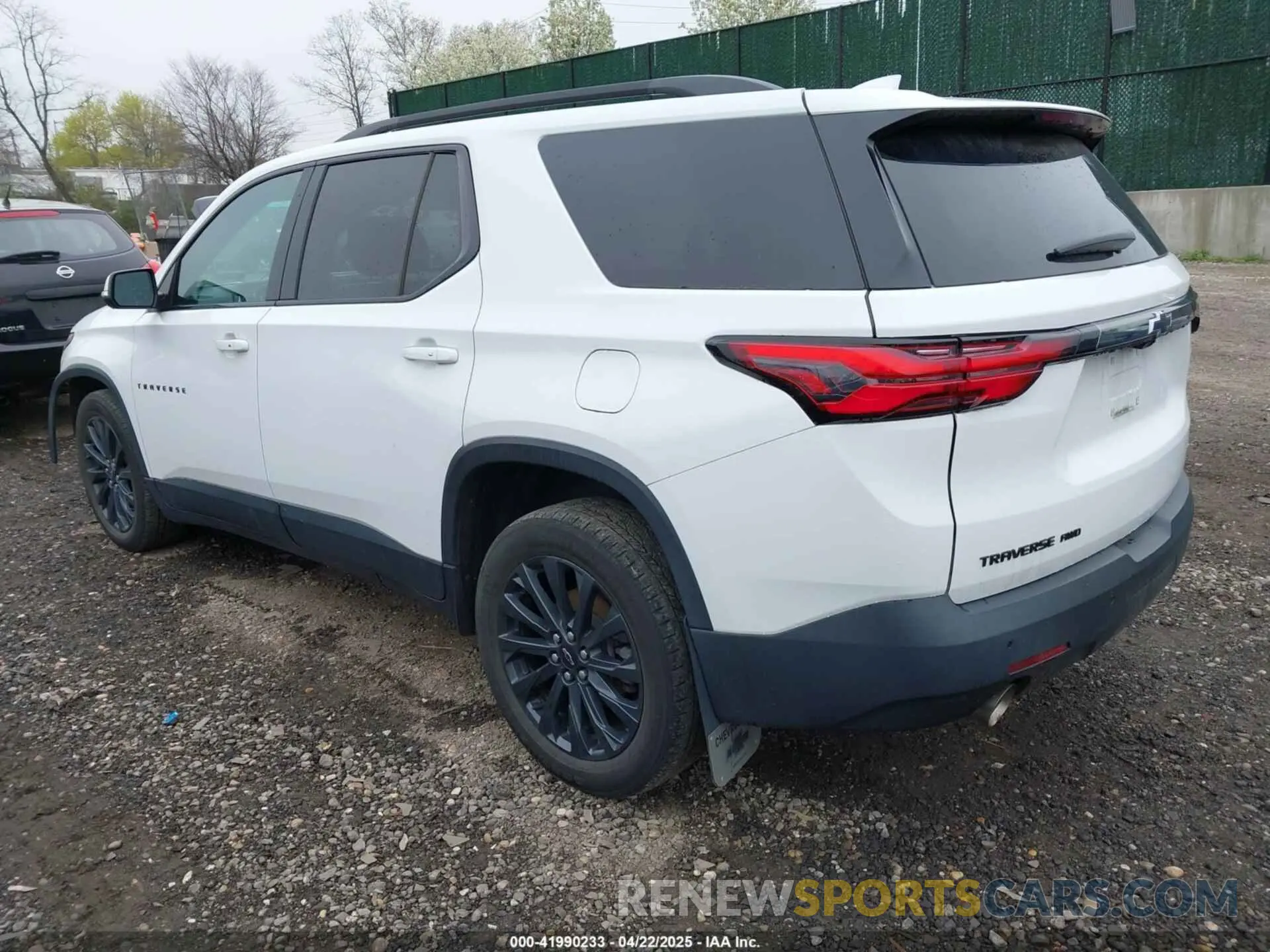 3 fotografías del automóvil dañado 1GNEVJKW6NJ111191 CHEVROLET TRAVERSE 2022