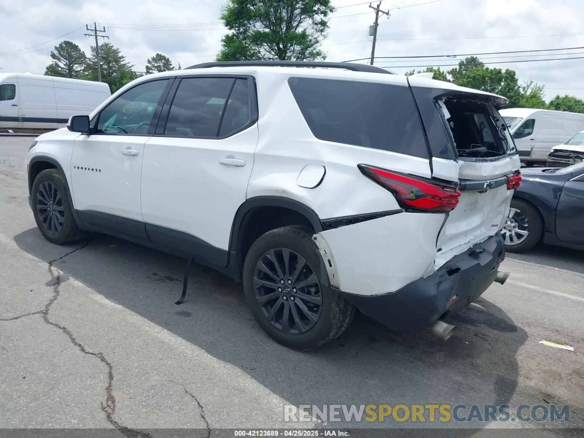 3 fotografías del automóvil dañado 1GNEVJKW9NJ189416 CHEVROLET TRAVERSE 2022