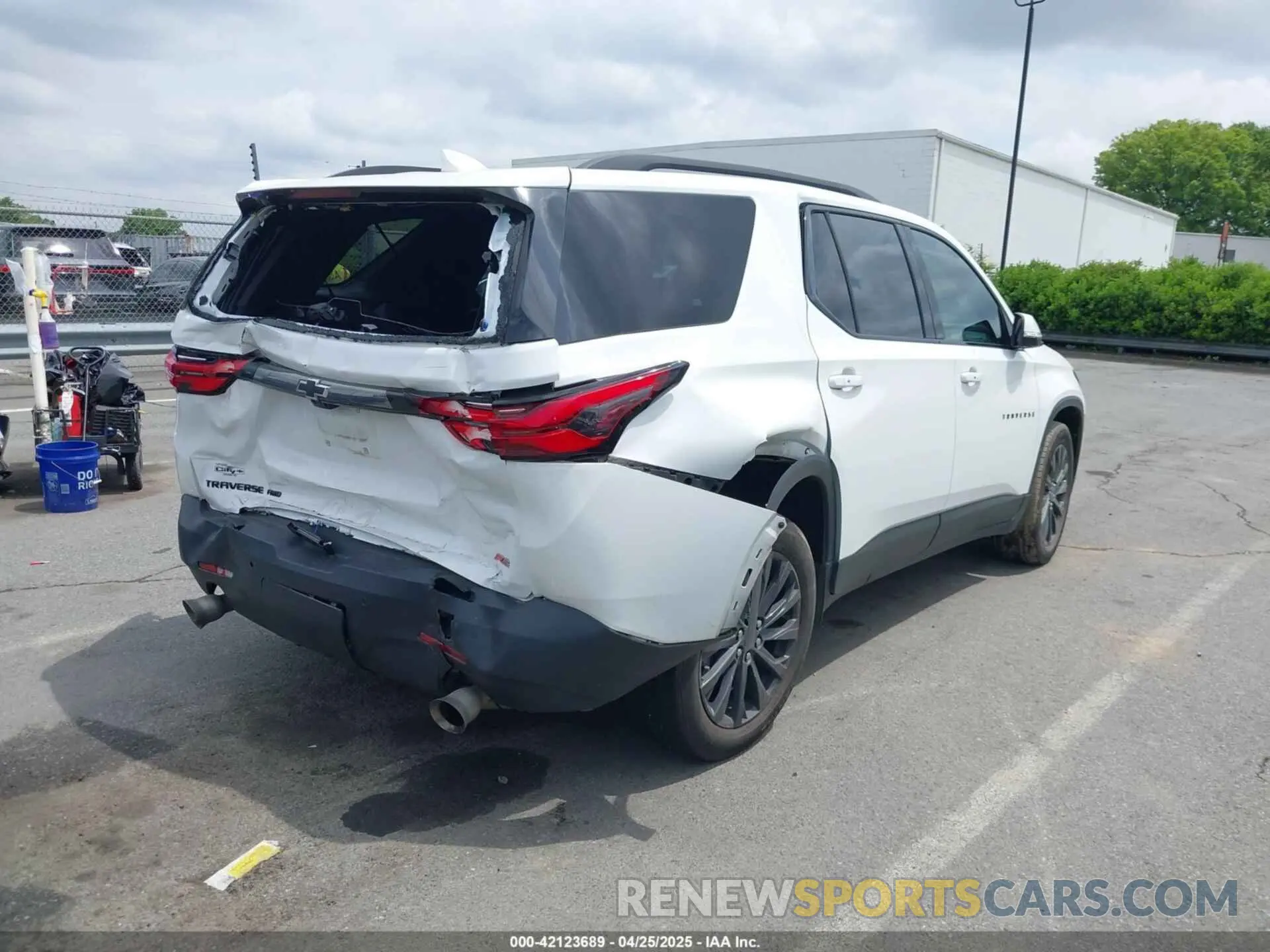 4 fotografías del automóvil dañado 1GNEVJKW9NJ189416 CHEVROLET TRAVERSE 2022