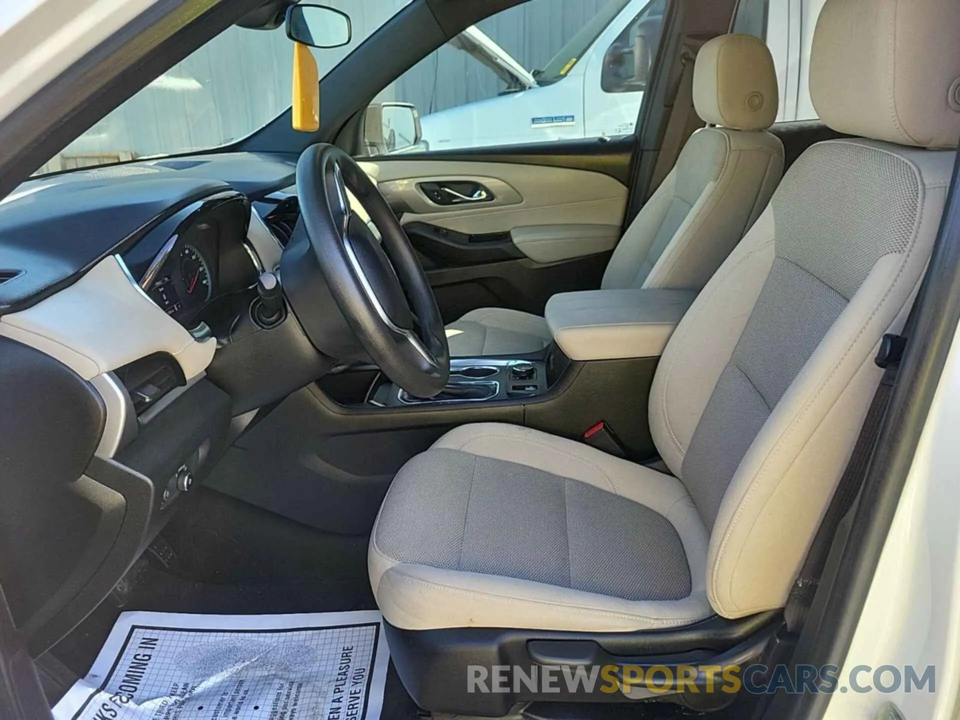 13 fotografías del automóvil dañado 1GNERFKW3PJ114117 CHEVROLET TRAVERSE 2023