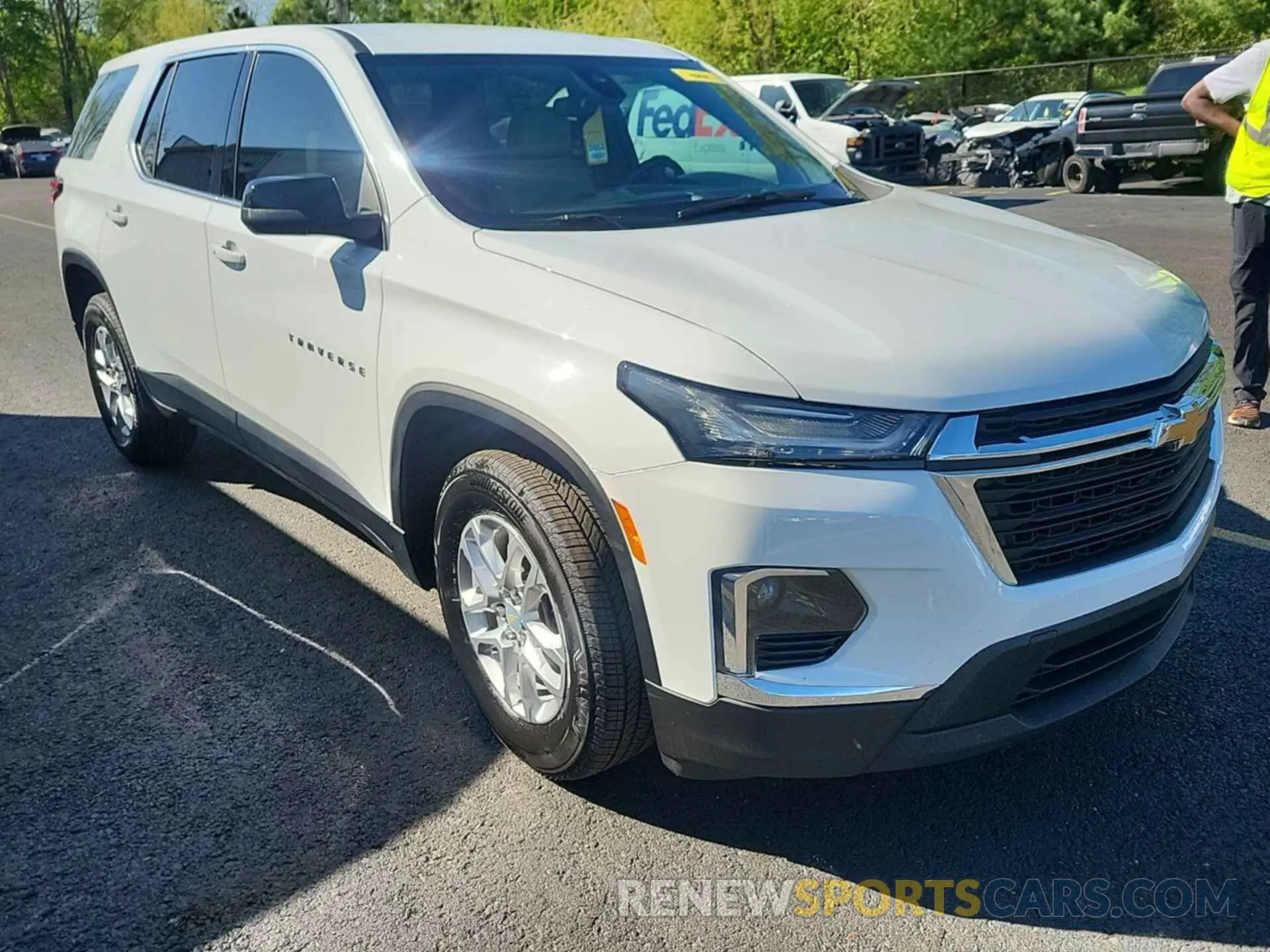 18 fotografías del automóvil dañado 1GNERFKW3PJ114117 CHEVROLET TRAVERSE 2023