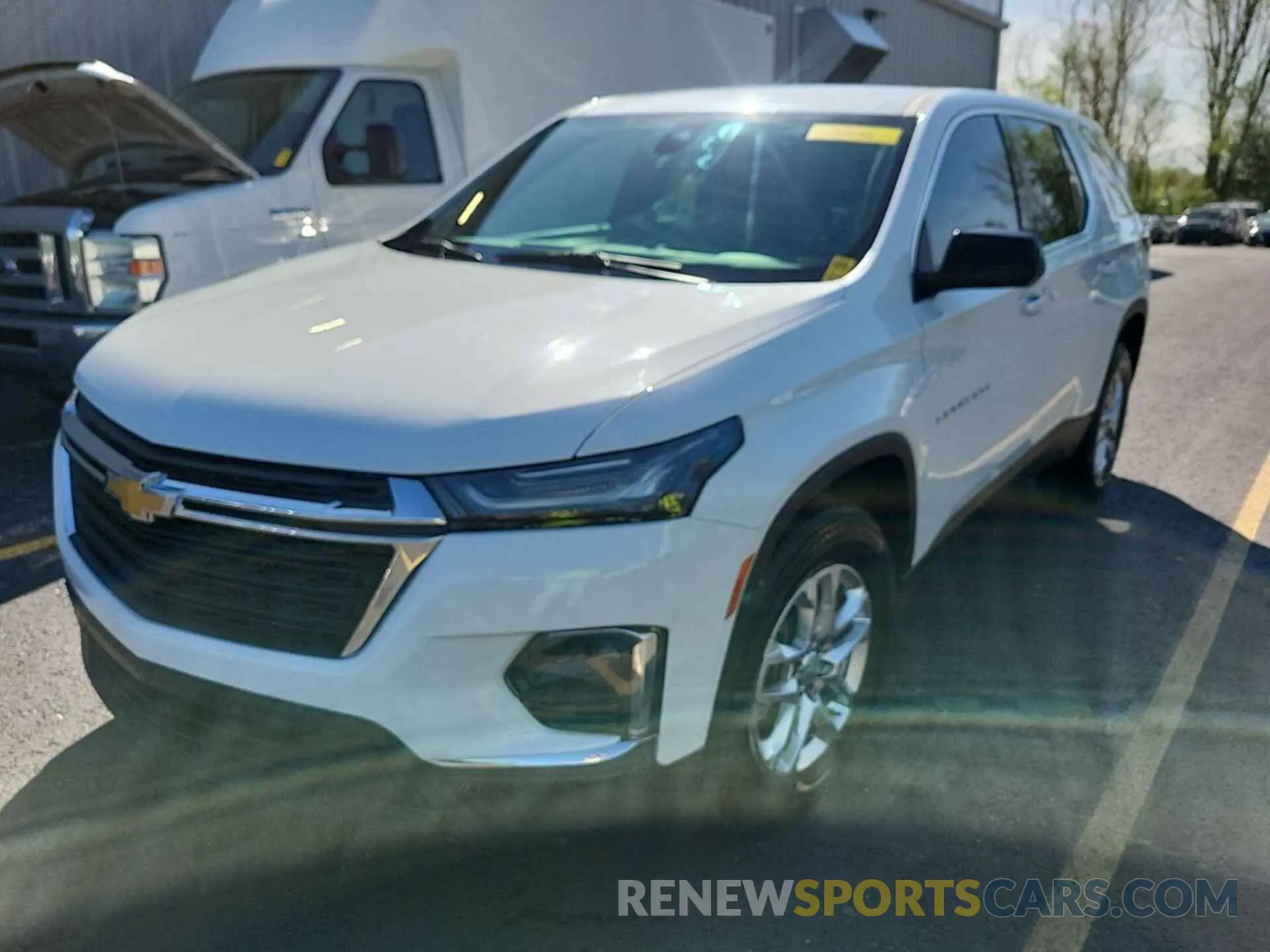 7 fotografías del automóvil dañado 1GNERFKW3PJ114117 CHEVROLET TRAVERSE 2023