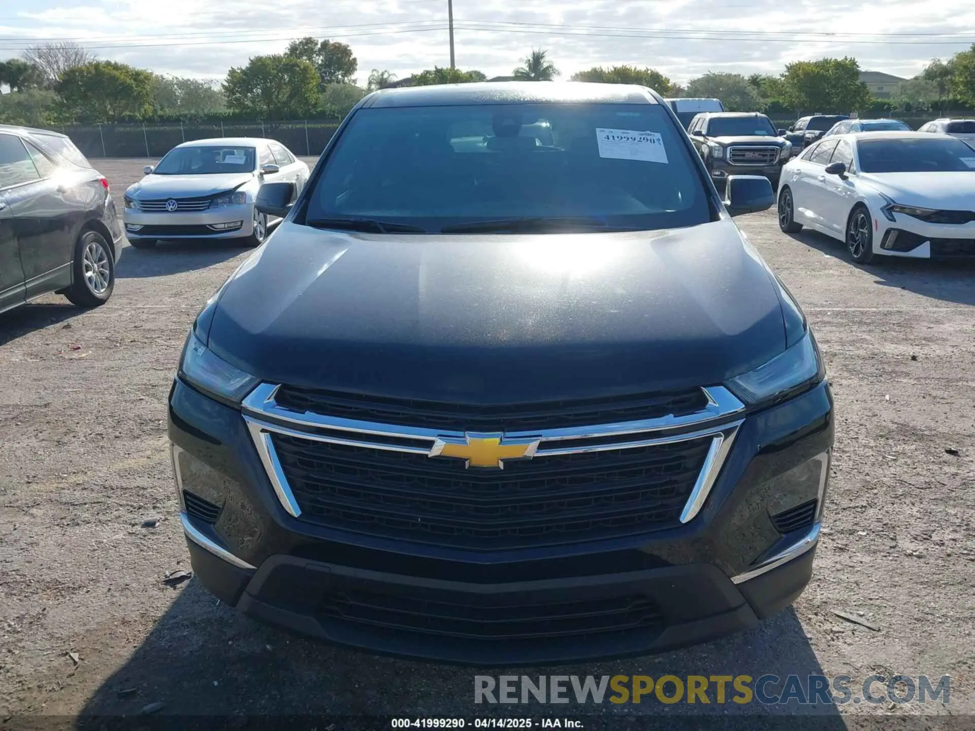12 fotografías del automóvil dañado 1GNERFKW3PJ167383 CHEVROLET TRAVERSE 2023
