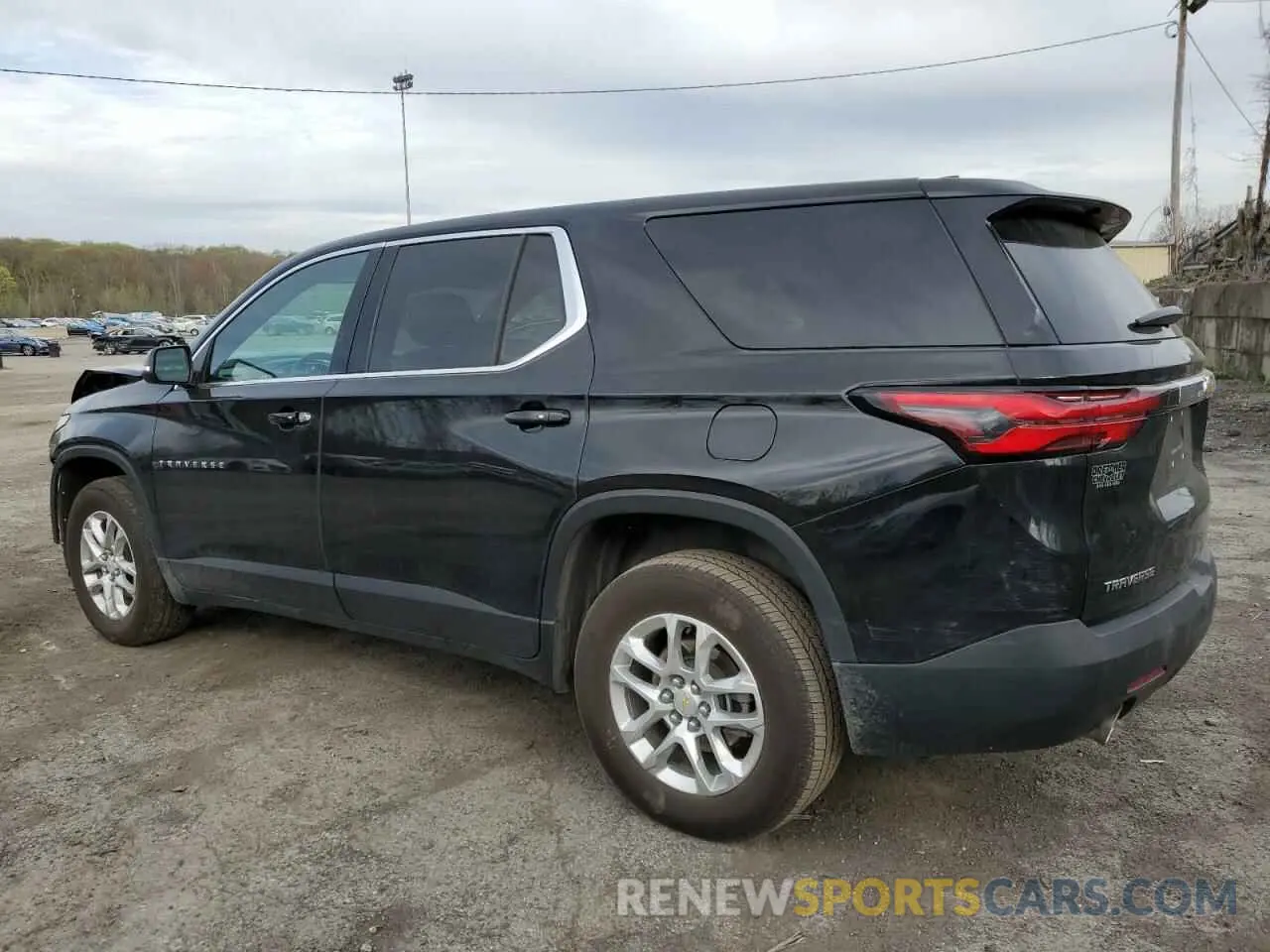 2 fotografías del automóvil dañado 1GNERFKW3PJ221779 CHEVROLET TRAVERSE 2023