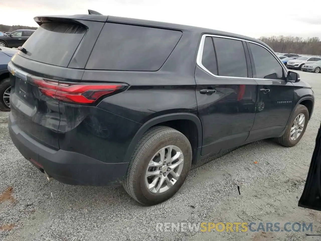 3 fotografías del automóvil dañado 1GNERFKW3PJ293162 CHEVROLET TRAVERSE 2023