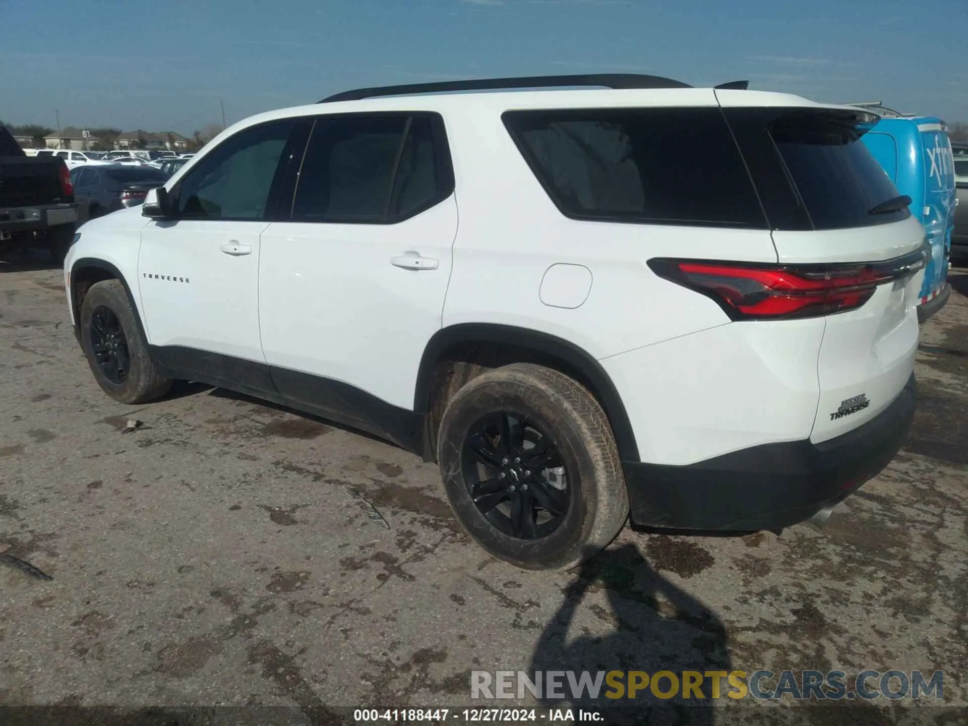 3 fotografías del automóvil dañado 1GNERFKW4PJ315234 CHEVROLET TRAVERSE 2023