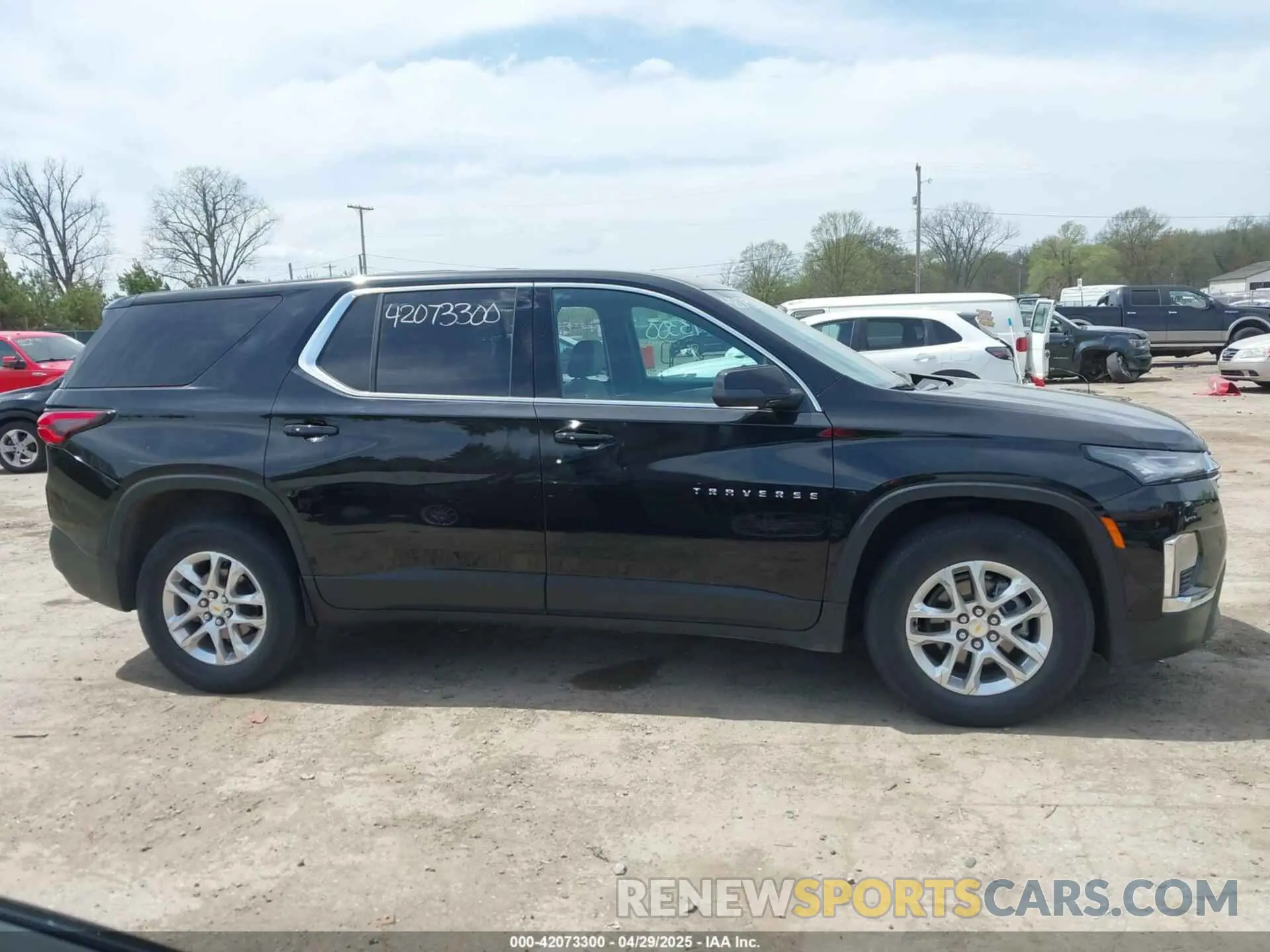 13 fotografías del automóvil dañado 1GNERFKW6PJ103791 CHEVROLET TRAVERSE 2023