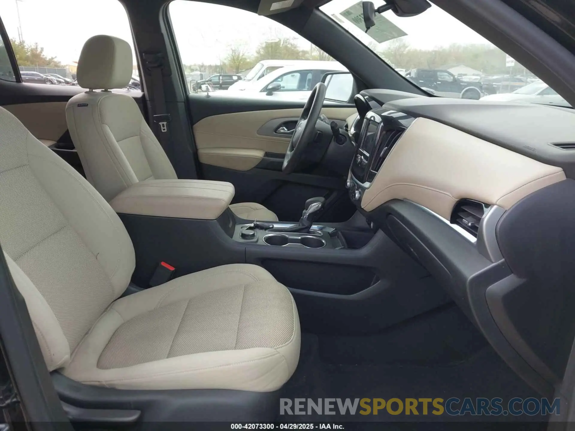 5 fotografías del automóvil dañado 1GNERFKW6PJ103791 CHEVROLET TRAVERSE 2023