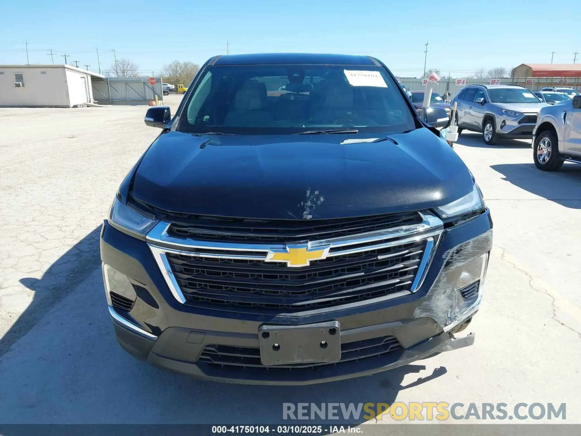 12 fotografías del automóvil dañado 1GNERFKW7PJ337535 CHEVROLET TRAVERSE 2023