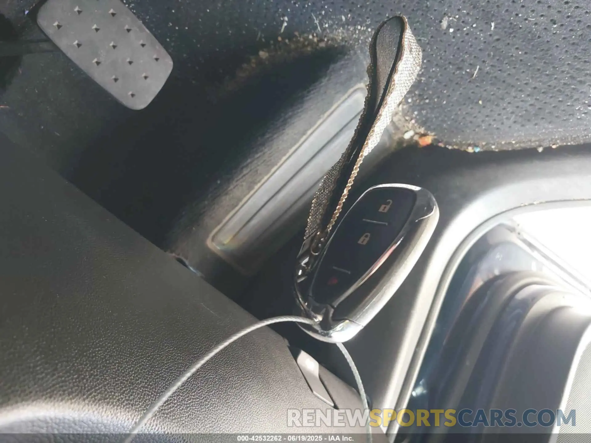 11 fotografías del automóvil dañado 1GNERFKW8PJ226038 CHEVROLET TRAVERSE 2023