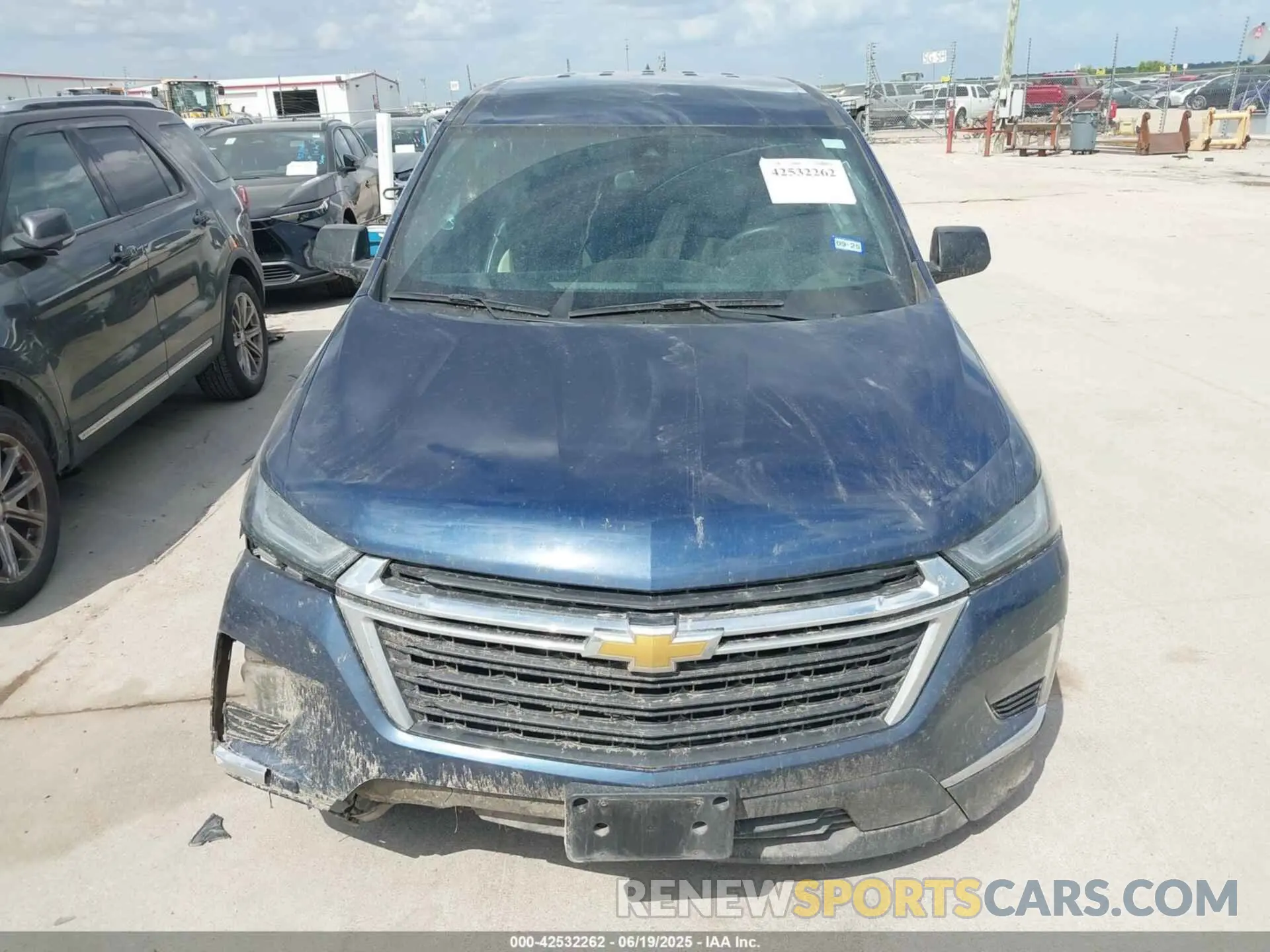 12 fotografías del automóvil dañado 1GNERFKW8PJ226038 CHEVROLET TRAVERSE 2023