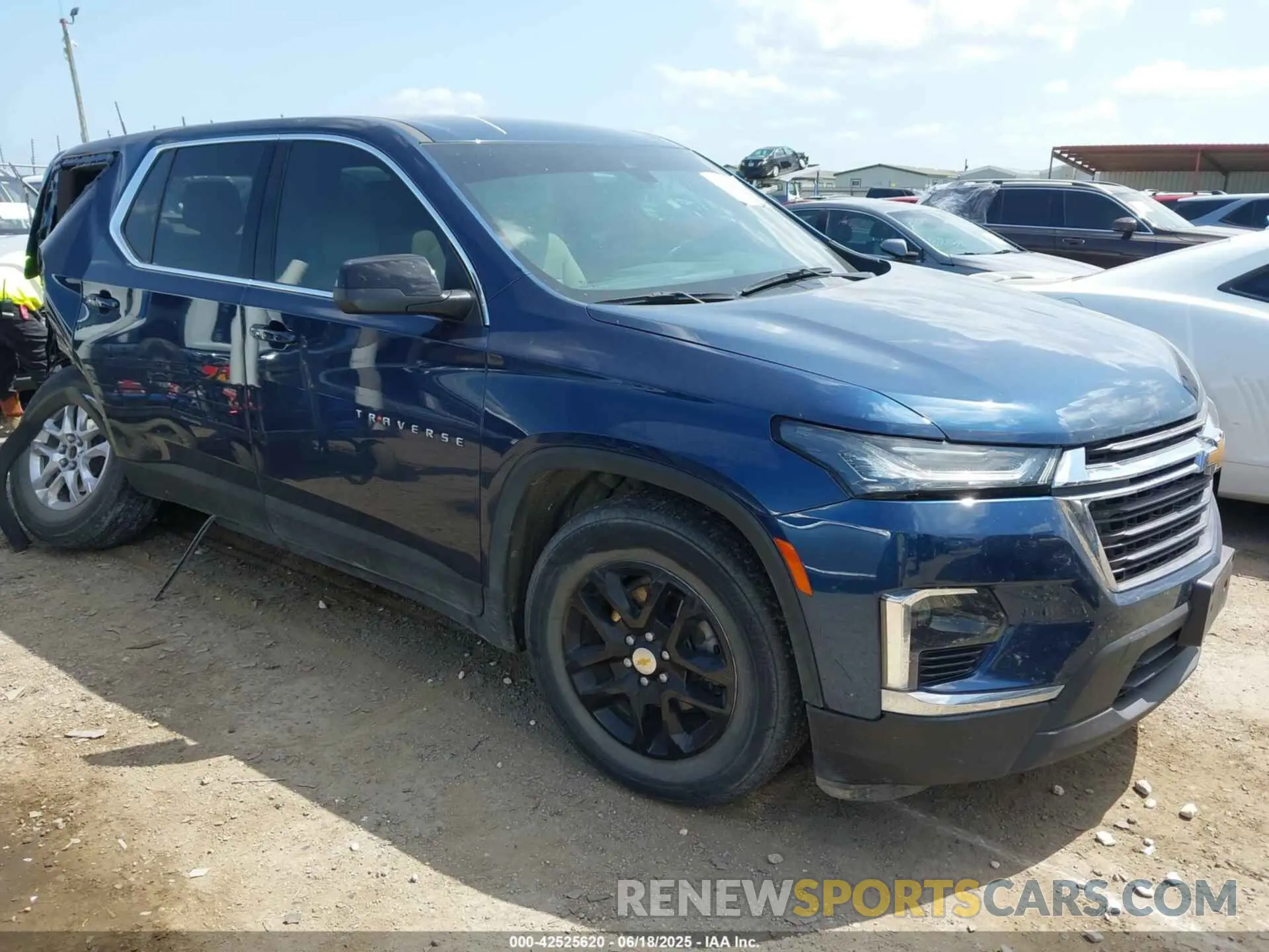 1 fotografías del automóvil dañado 1GNERFKWXPJ233296 CHEVROLET TRAVERSE 2023