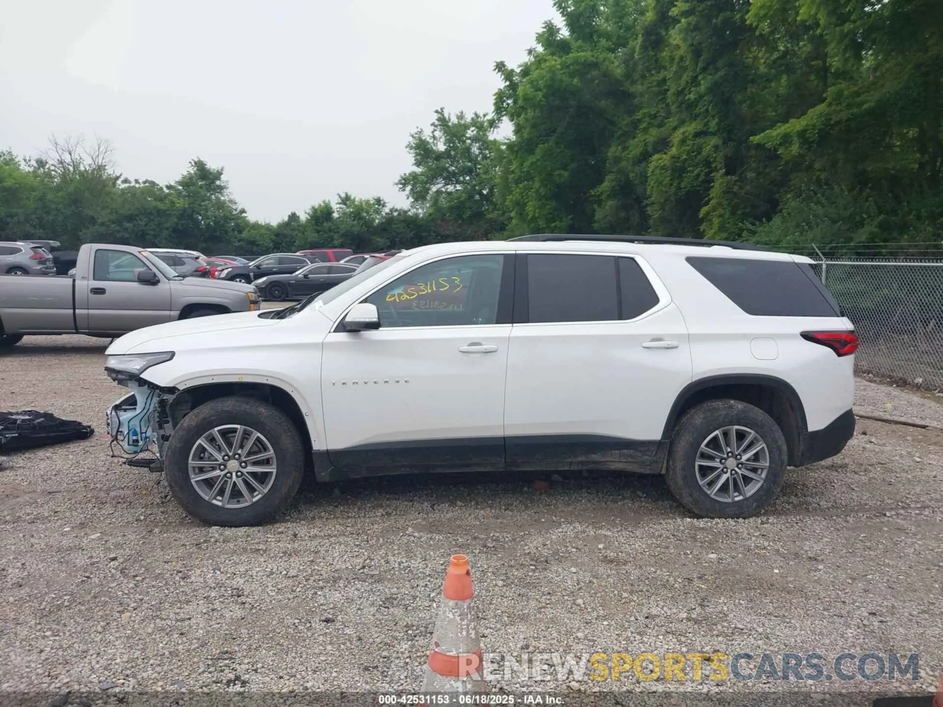 15 fotografías del automóvil dañado 1GNERGKW0PJ175592 CHEVROLET TRAVERSE 2023
