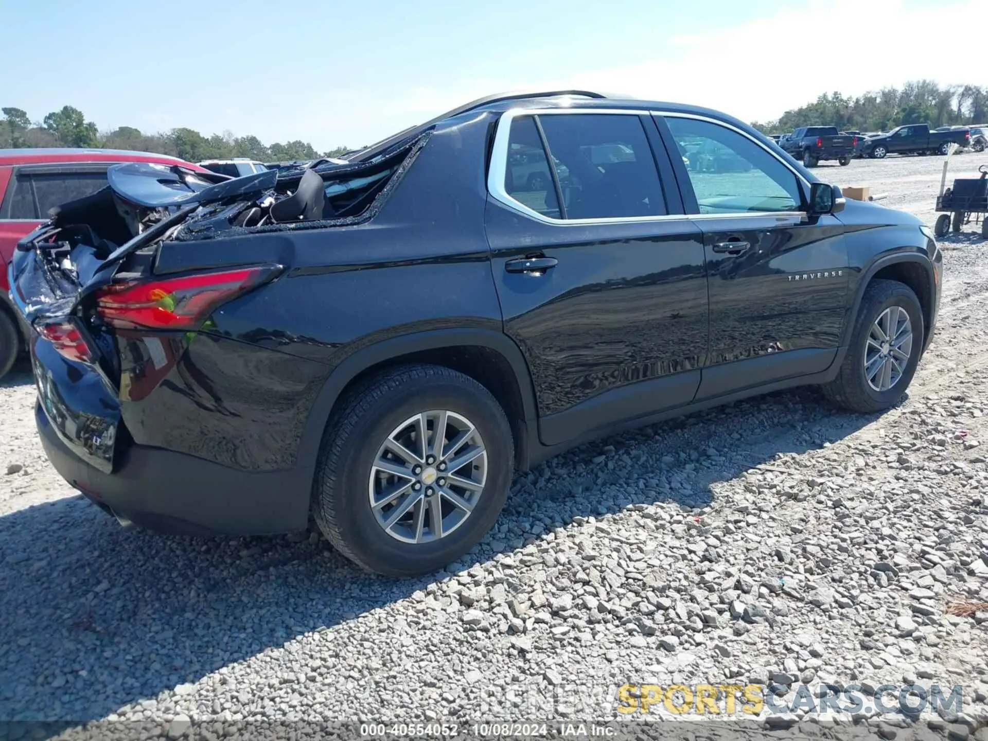 4 fotografías del automóvil dañado 1GNERGKW2PJ137510 CHEVROLET TRAVERSE 2023