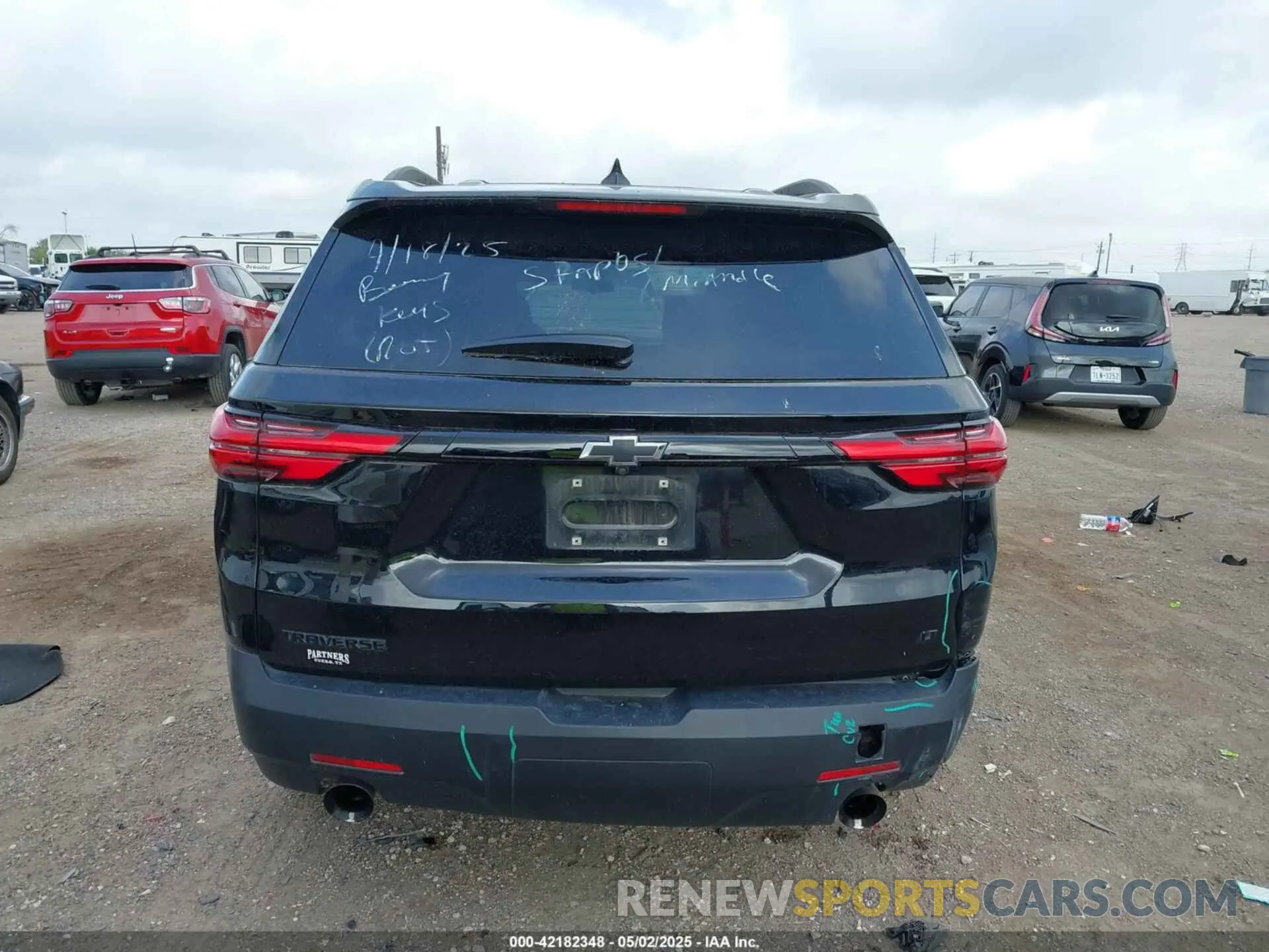 16 fotografías del automóvil dañado 1GNERGKW2PJ212562 CHEVROLET TRAVERSE 2023