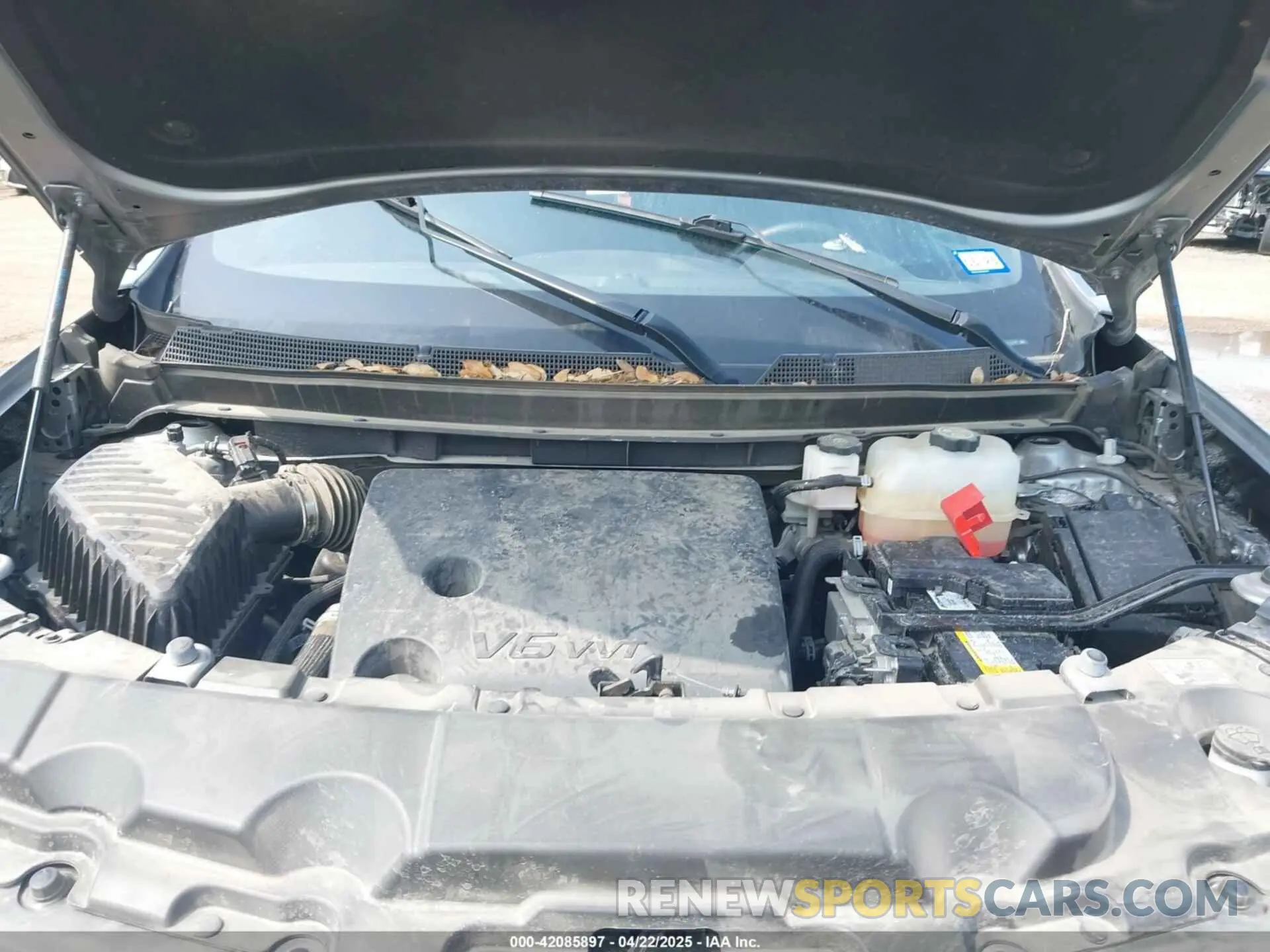 10 fotografías del automóvil dañado 1GNERGKW2PJ259218 CHEVROLET TRAVERSE 2023
