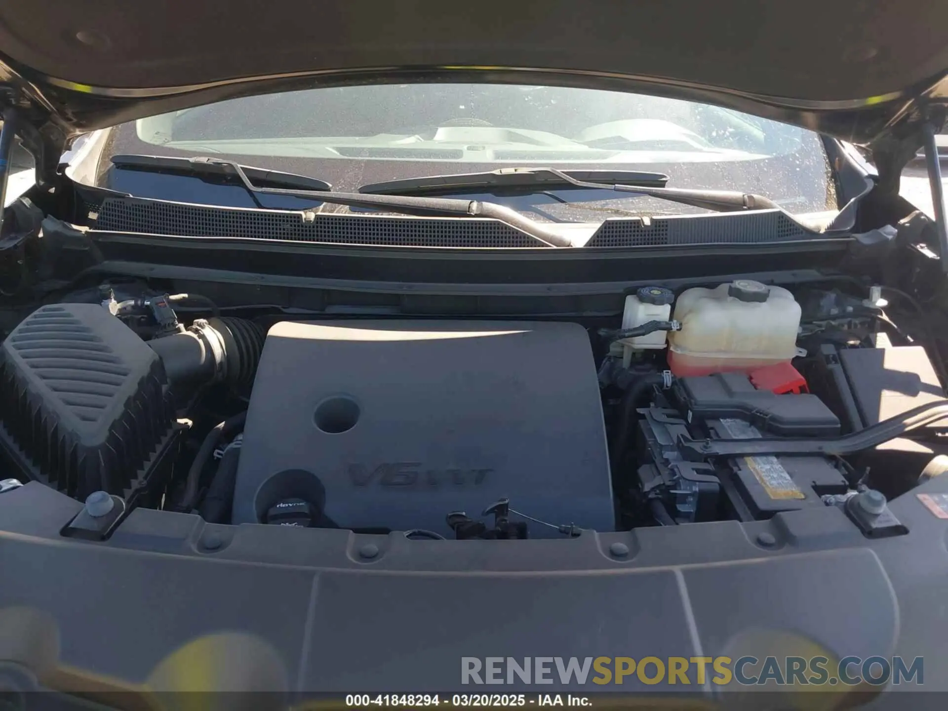 10 fotografías del automóvil dañado 1GNERGKW2PJ289979 CHEVROLET TRAVERSE 2023