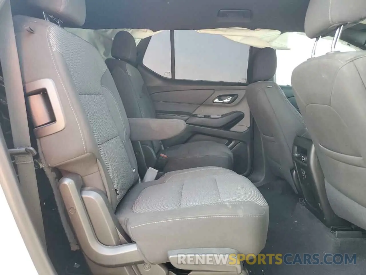 11 fotografías del automóvil dañado 1GNERGKW3PJ139878 CHEVROLET TRAVERSE 2023