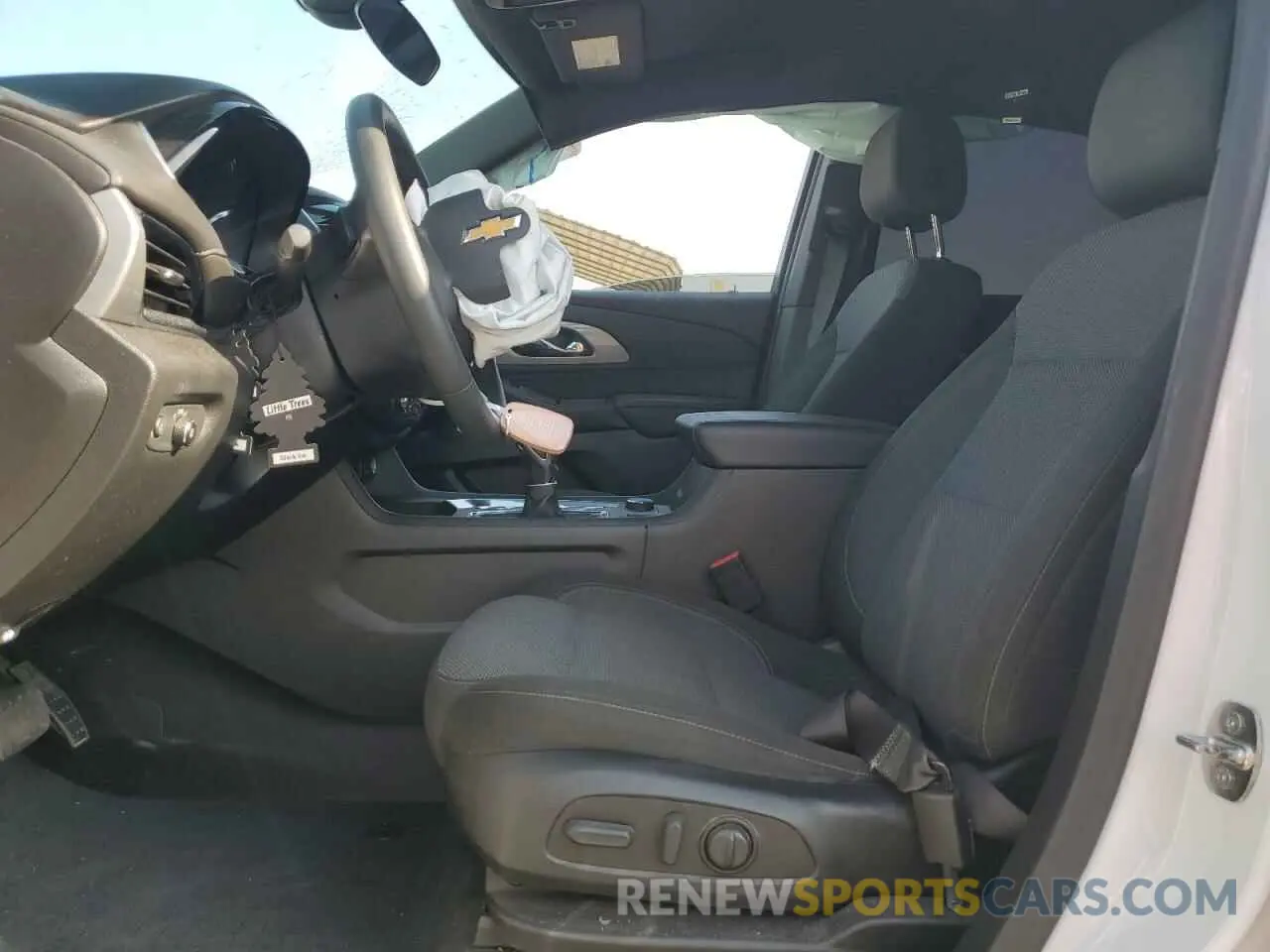7 fotografías del automóvil dañado 1GNERGKW3PJ139878 CHEVROLET TRAVERSE 2023