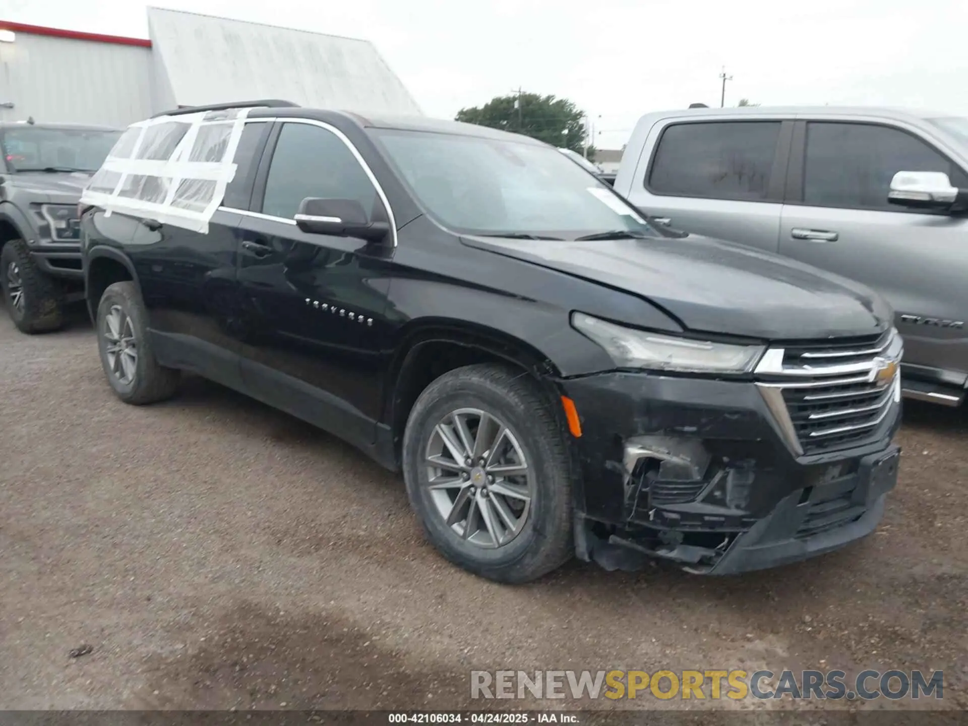 1 fotografías del automóvil dañado 1GNERGKW3PJ276061 CHEVROLET TRAVERSE 2023
