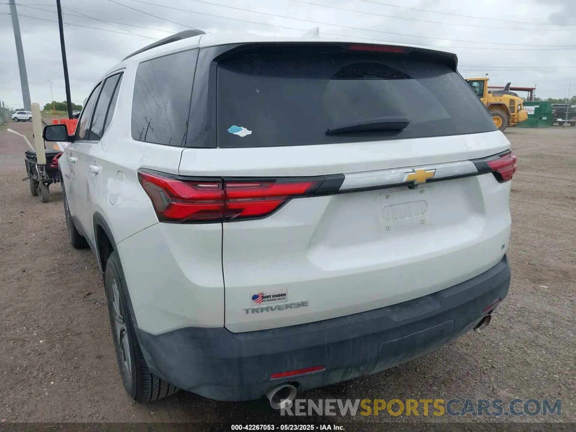 3 fotografías del automóvil dañado 1GNERGKW3PJ307535 CHEVROLET TRAVERSE 2023