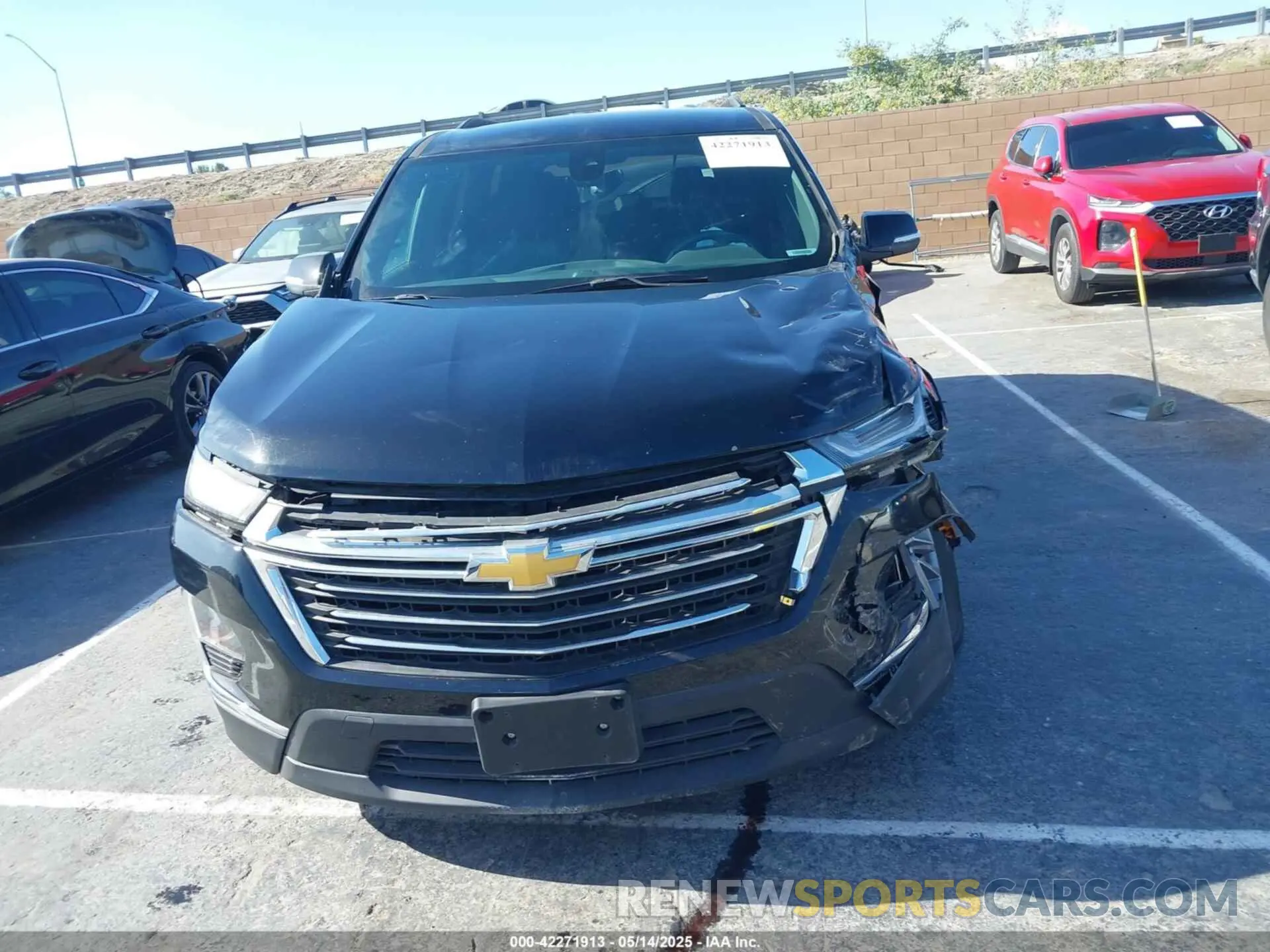 11 fotografías del automóvil dañado 1GNERGKW4PJ317961 CHEVROLET TRAVERSE 2023