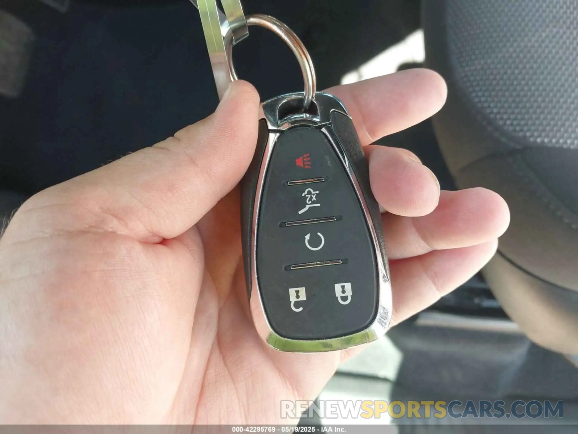 11 fotografías del automóvil dañado 1GNERGKW5PJ146637 CHEVROLET TRAVERSE 2023