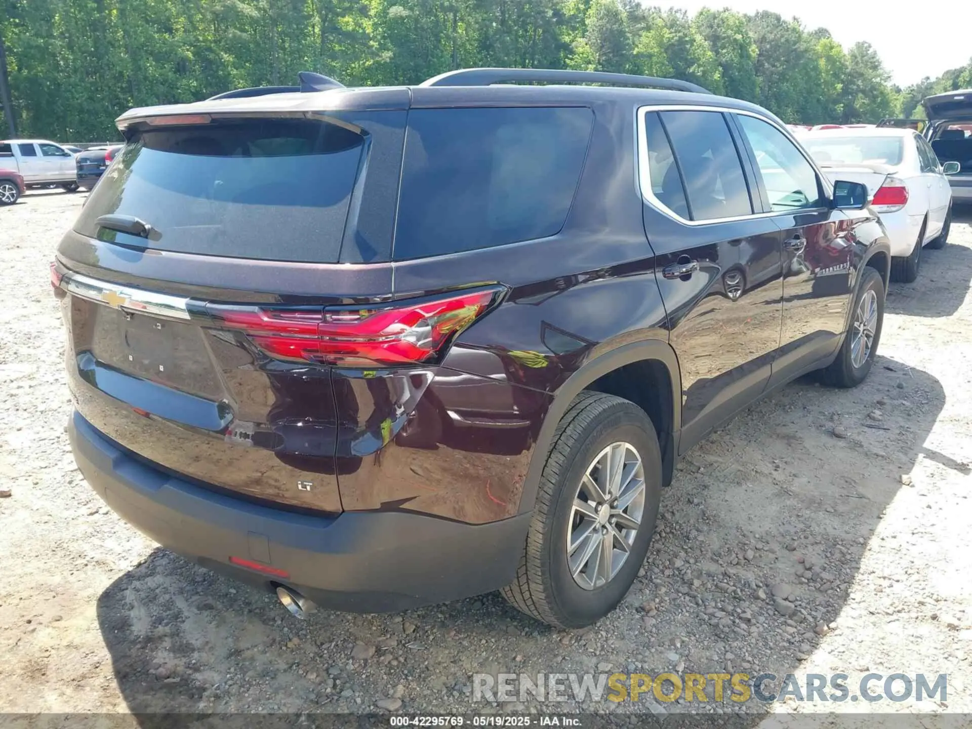 4 fotografías del automóvil dañado 1GNERGKW5PJ146637 CHEVROLET TRAVERSE 2023