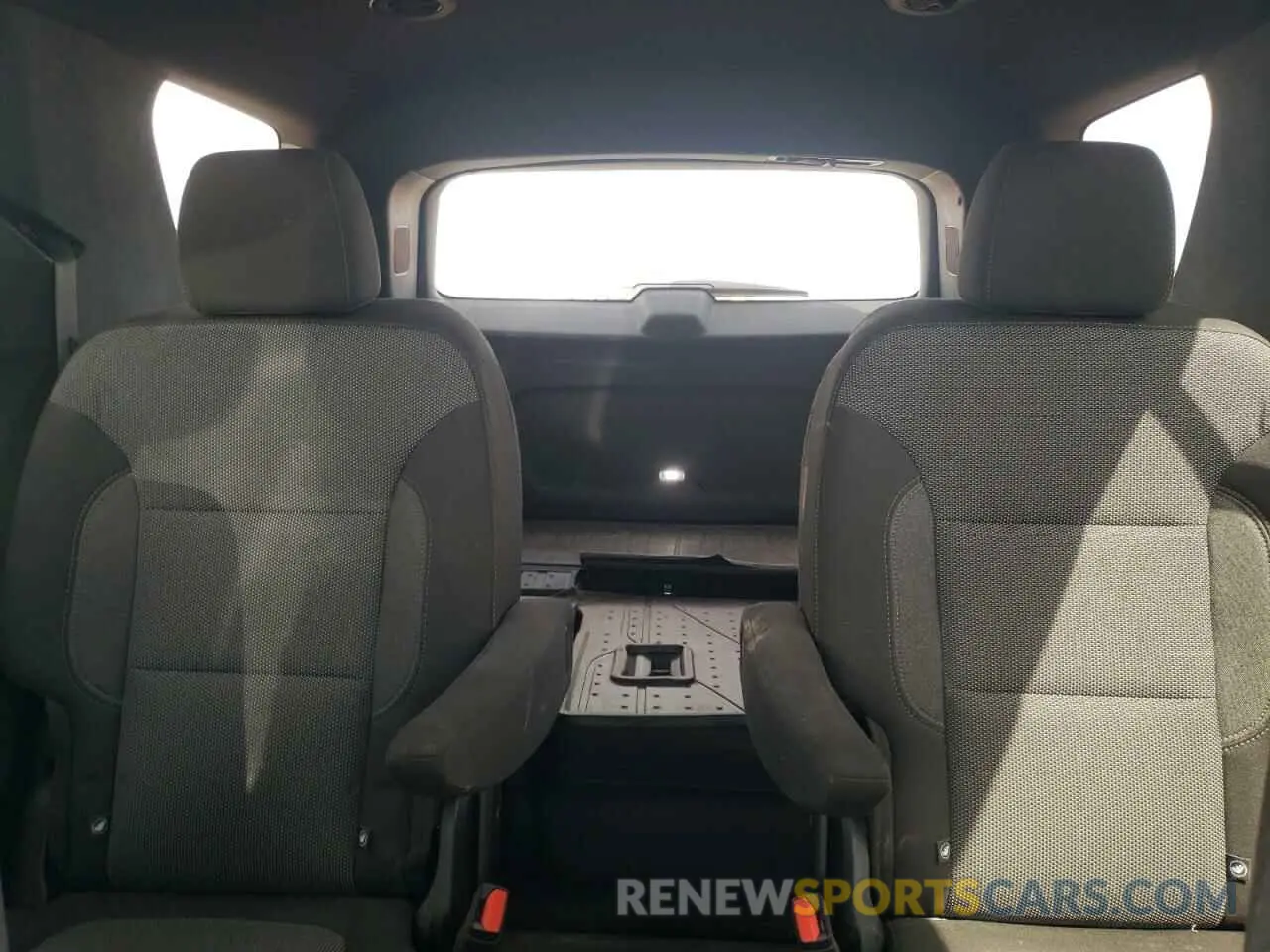 10 fotografías del automóvil dañado 1GNERGKW5PJ223247 CHEVROLET TRAVERSE 2023