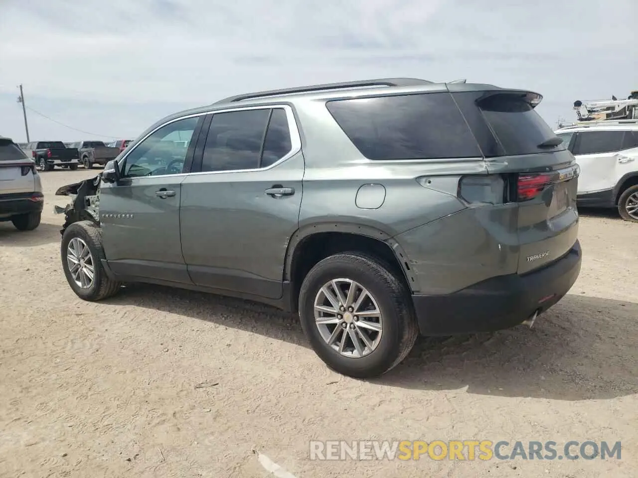 2 fotografías del automóvil dañado 1GNERGKW5PJ223247 CHEVROLET TRAVERSE 2023