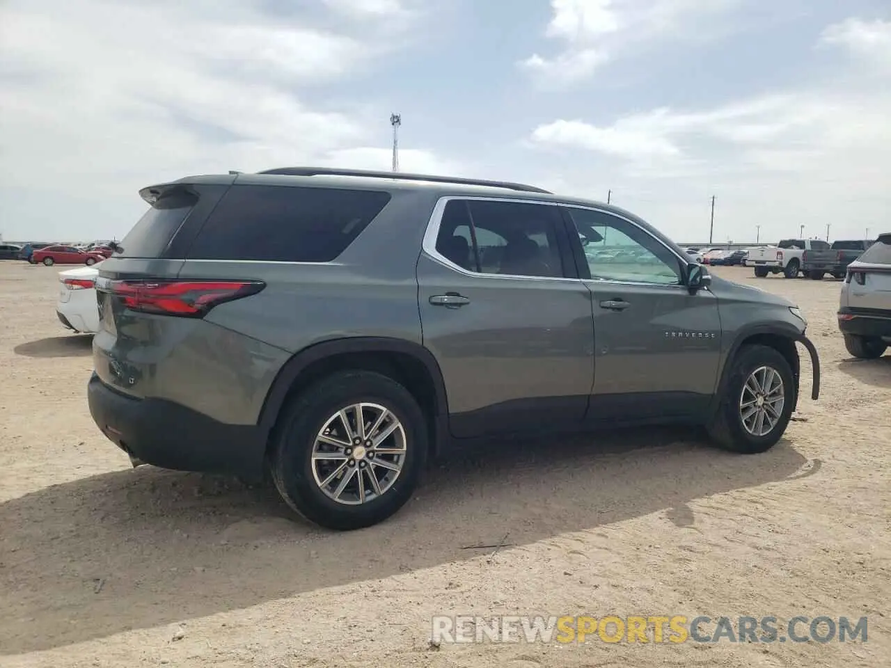 3 fotografías del automóvil dañado 1GNERGKW5PJ223247 CHEVROLET TRAVERSE 2023