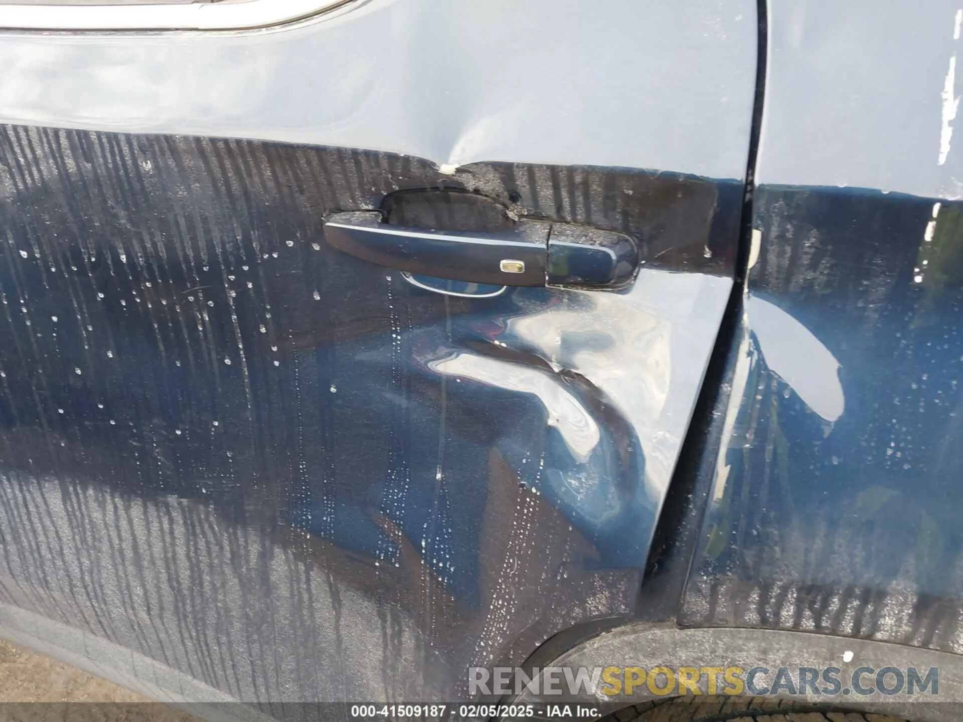 17 fotografías del automóvil dañado 1GNERGKW5PJ286607 CHEVROLET TRAVERSE 2023