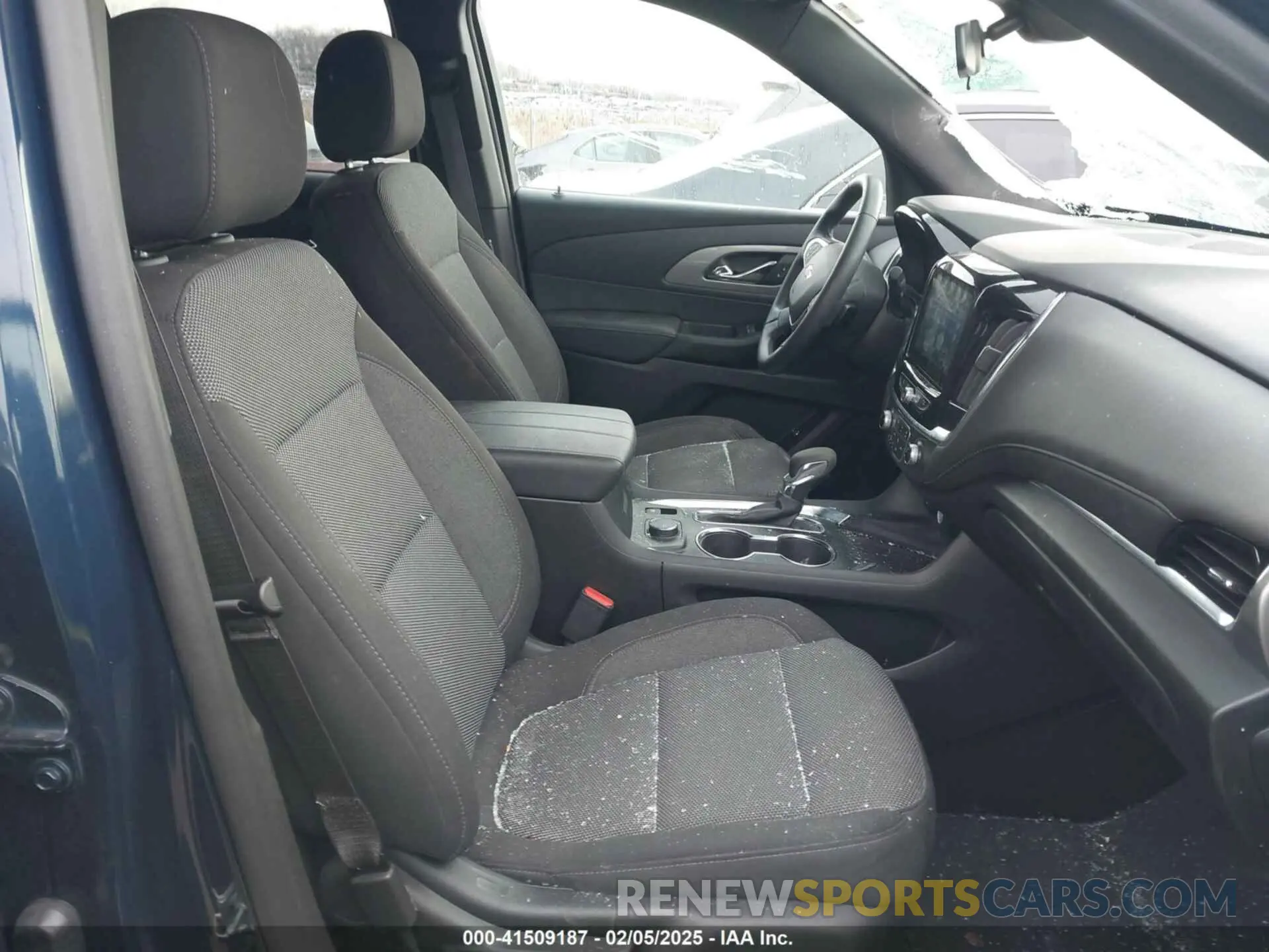 5 fotografías del automóvil dañado 1GNERGKW5PJ286607 CHEVROLET TRAVERSE 2023