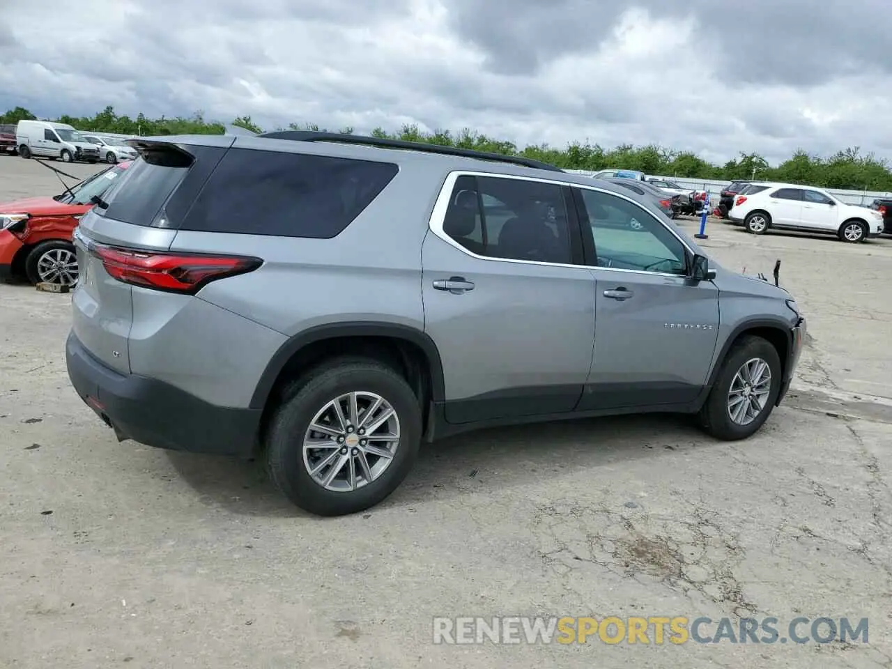 3 fotografías del automóvil dañado 1GNERGKW7PJ264043 CHEVROLET TRAVERSE 2023